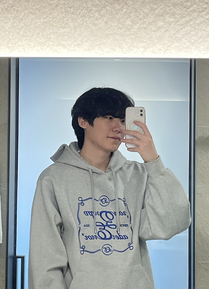 KREAM 프로필 이미지