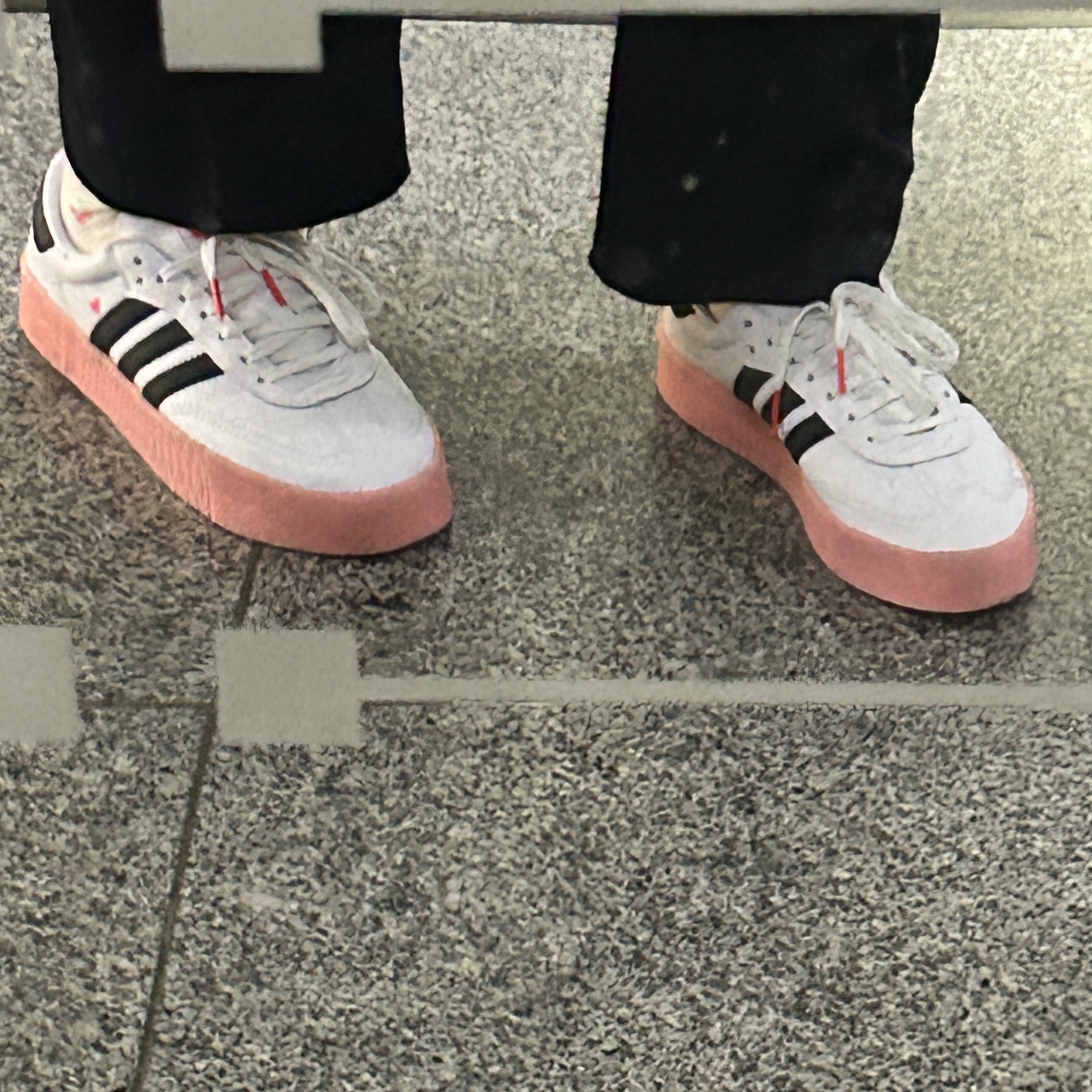(W) Adidas Sambarose White Pink 착용 스타일