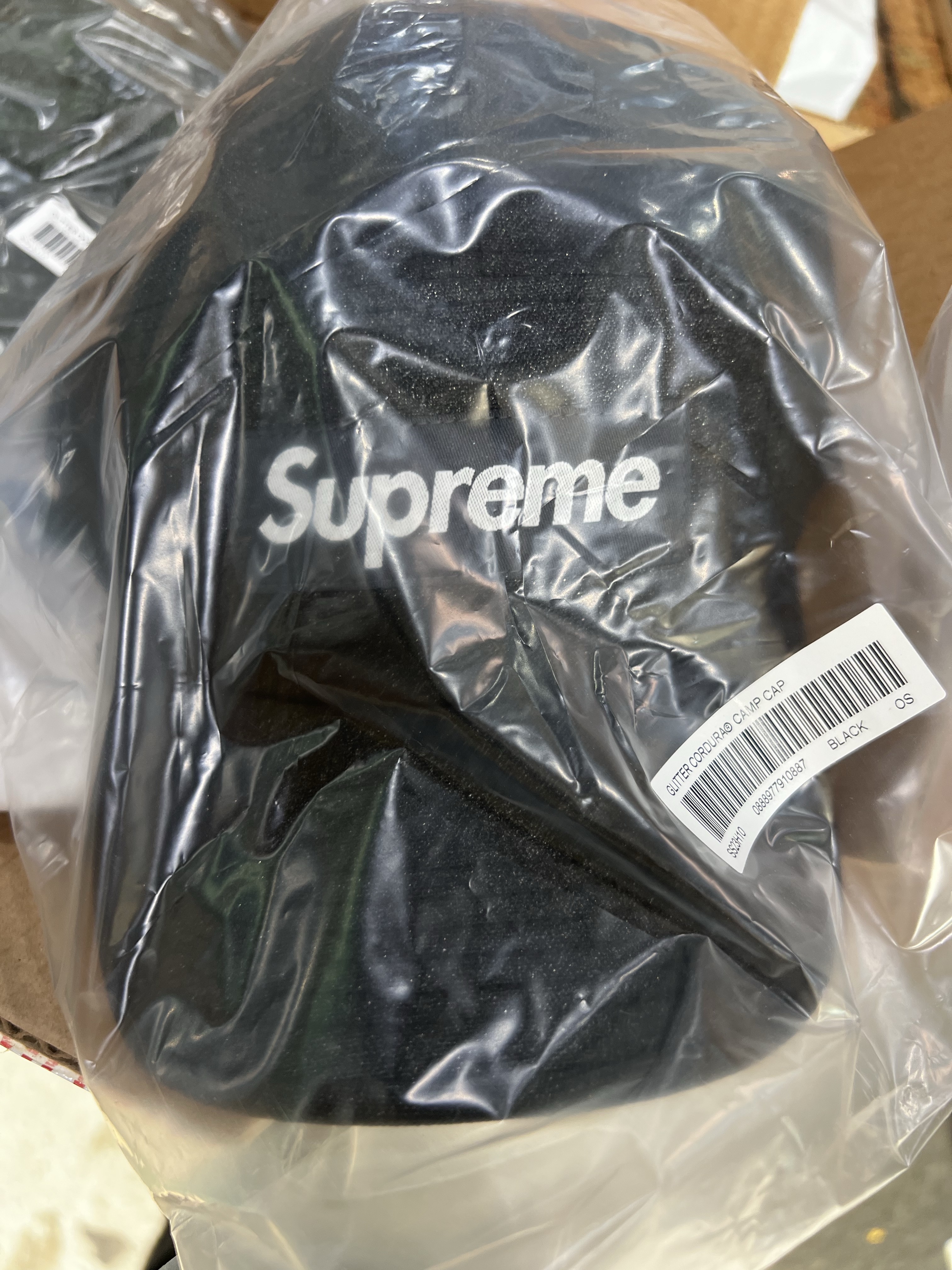 Supreme Glitter Cordura Camp Cap Black - 23SS 착용 스타일