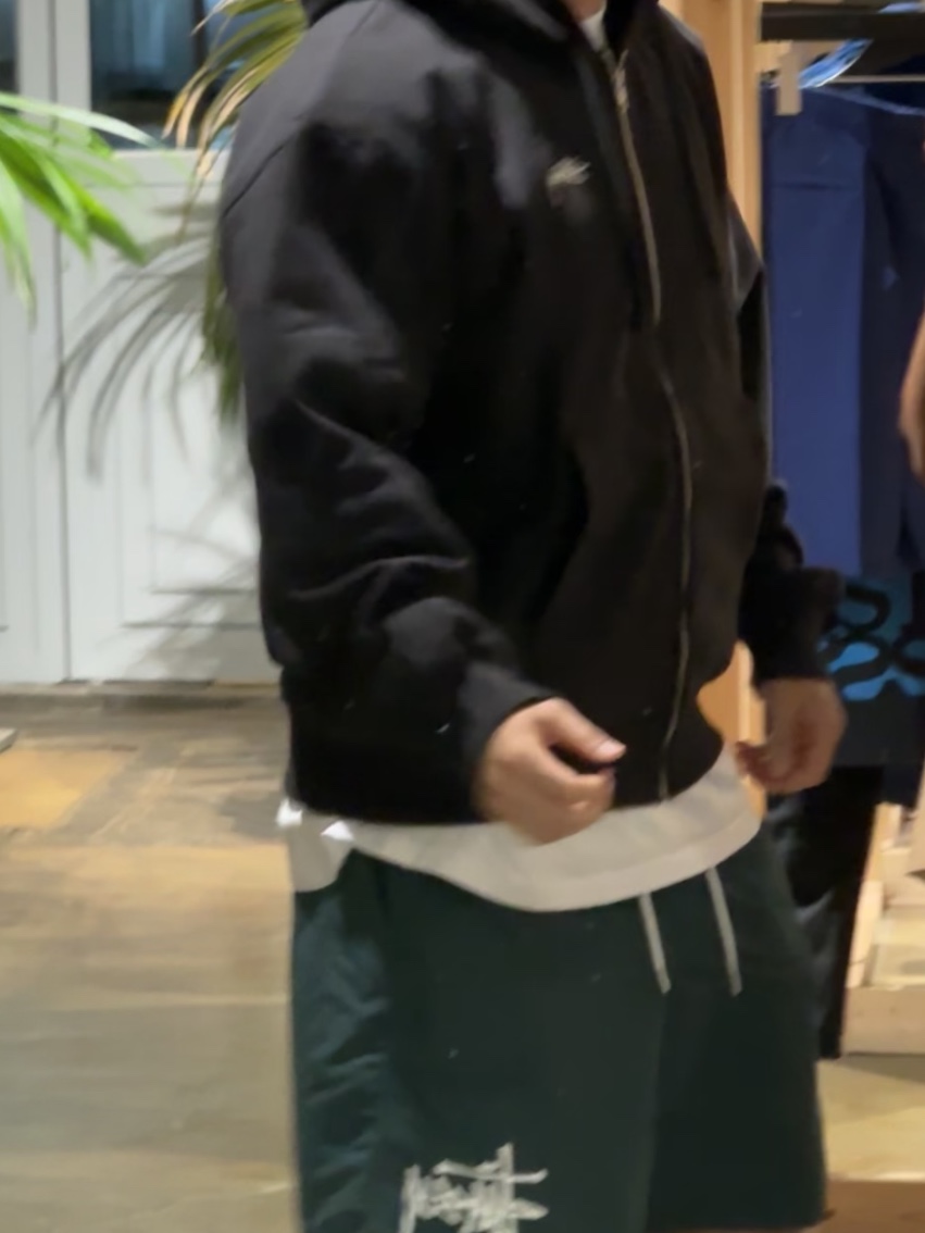 Stussy Big Basic Water Shorts Atlantic, Stussy Stock Logo Zip Hoodie Washed Black 착용 스타일