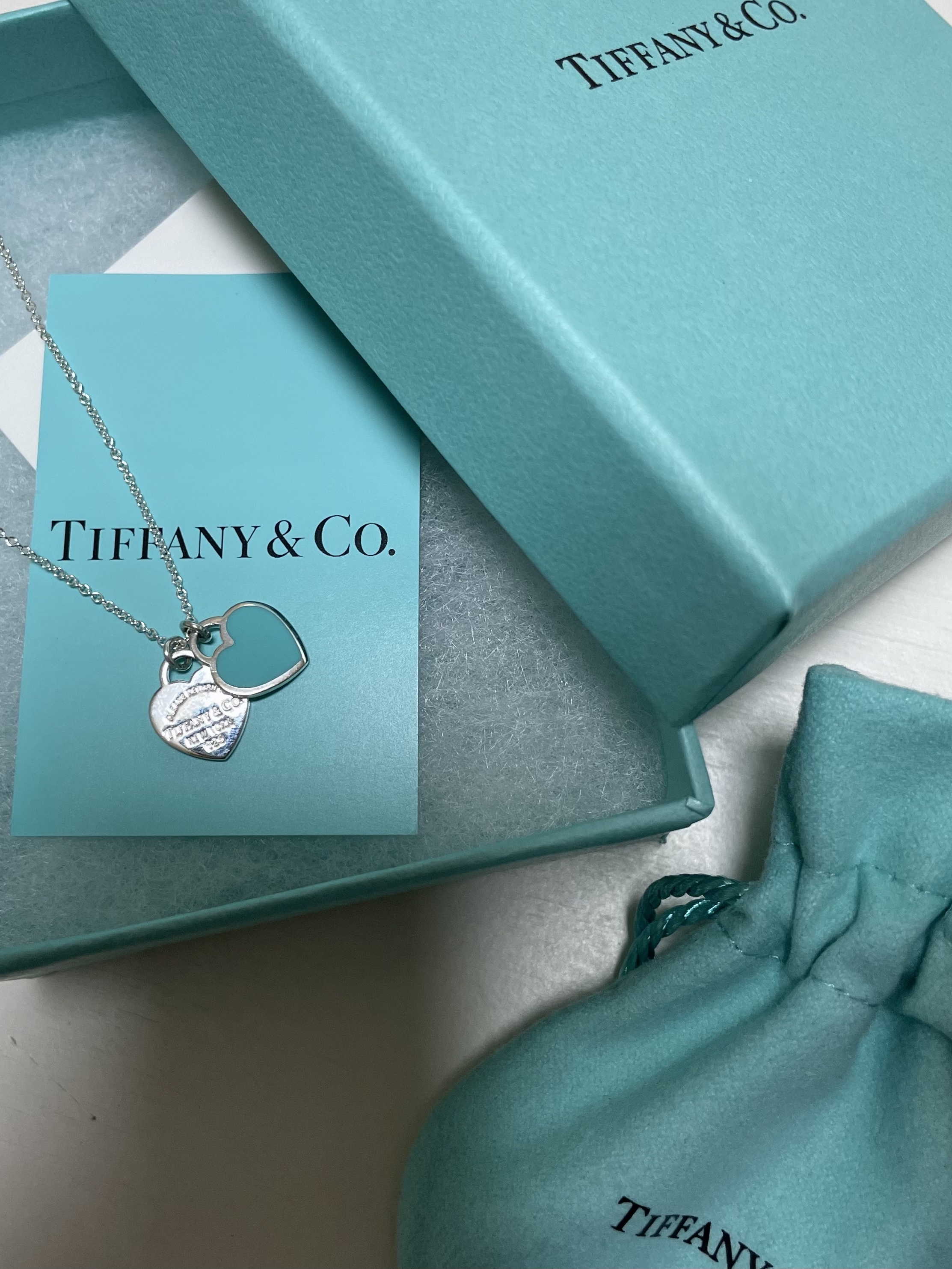 Tiffany & Co. Return To Tiffany Blue Double Heart Tag Pendant Mini Silver 착용 스타일 - 1