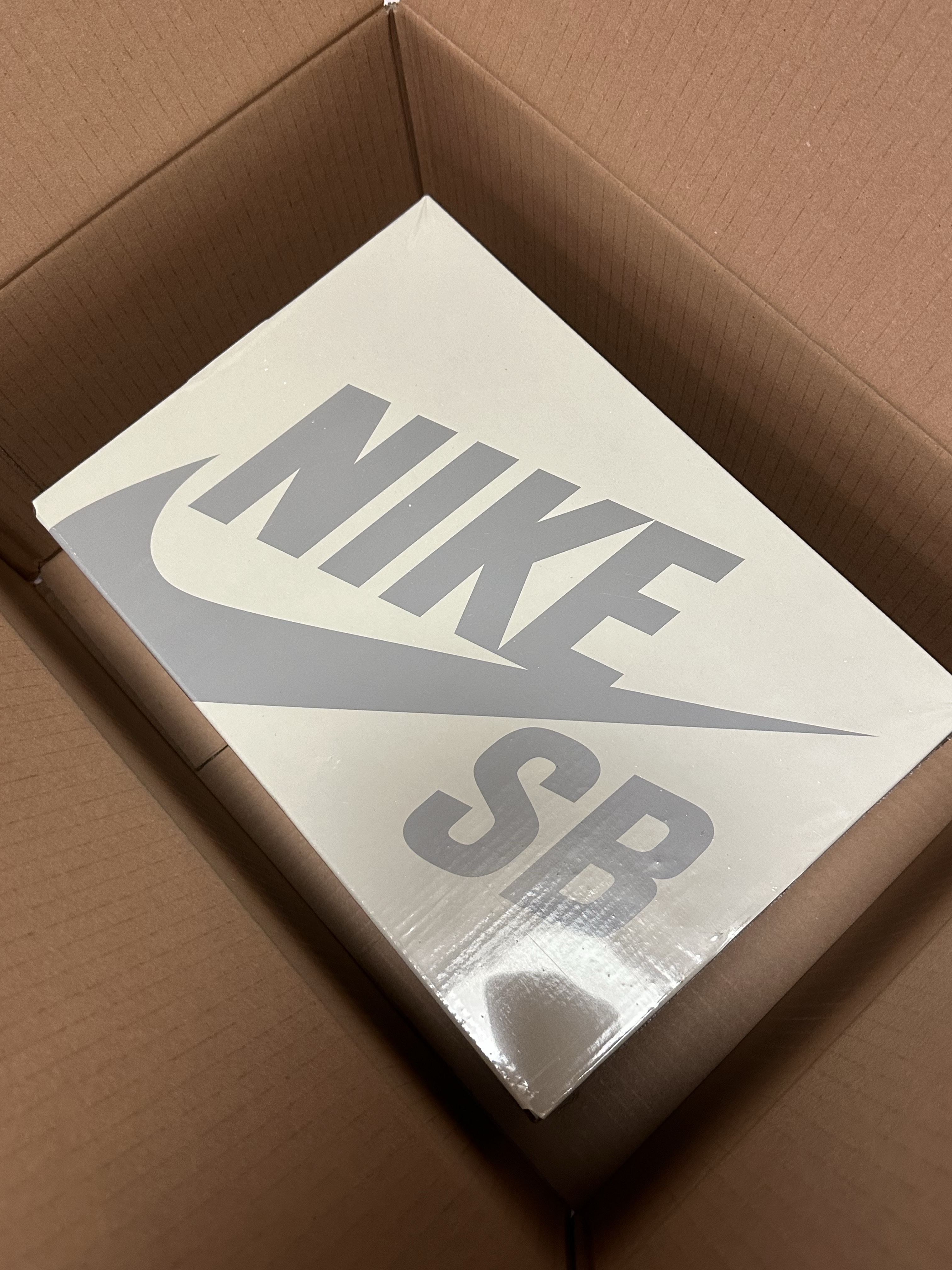 Nike x Tightbooth SB Dunk Low Pro Black and White 착용 스타일 - 1