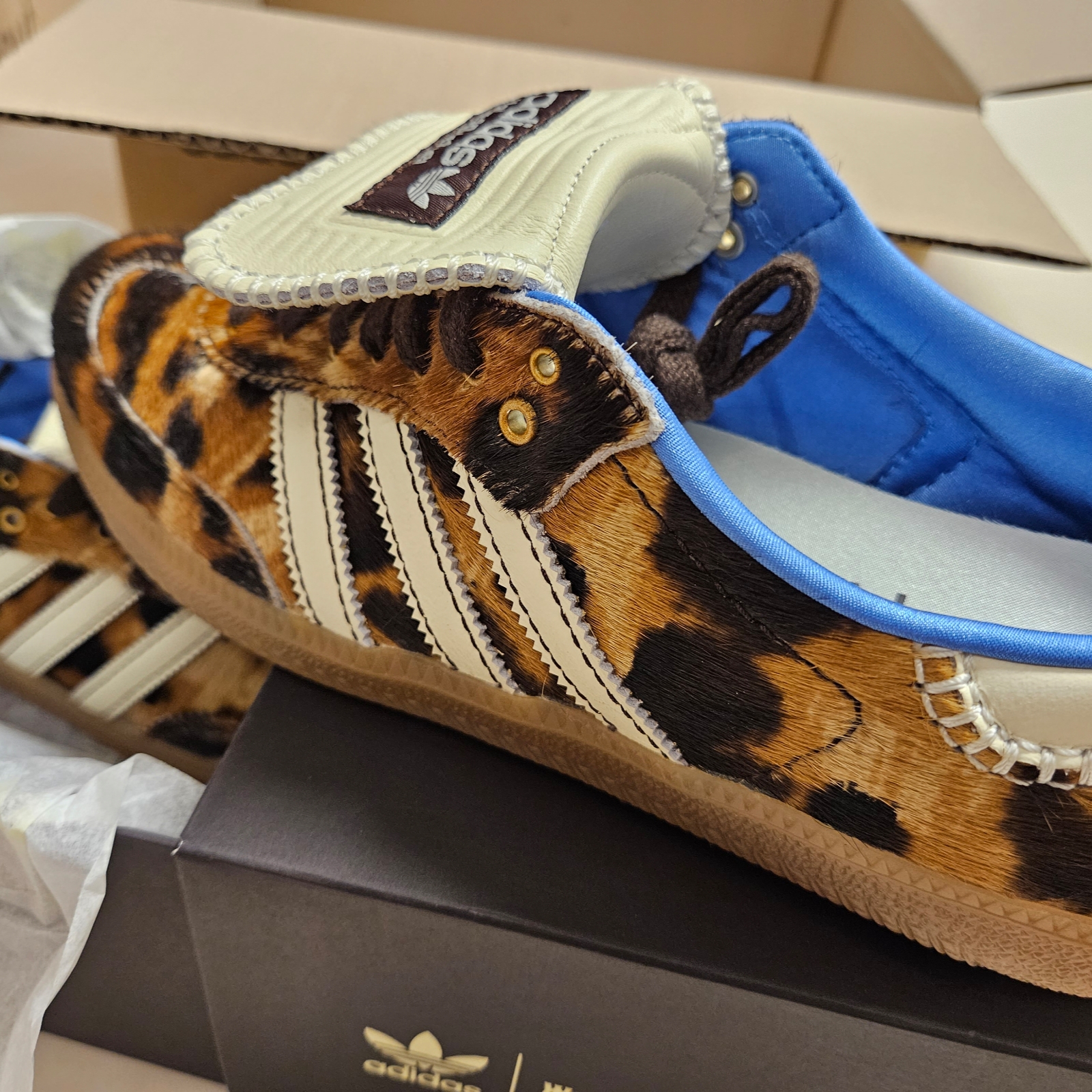 Adidas x Wales Bonner Pony Leo Samba Dark Brown Cream White 착용 스타일 - 2
