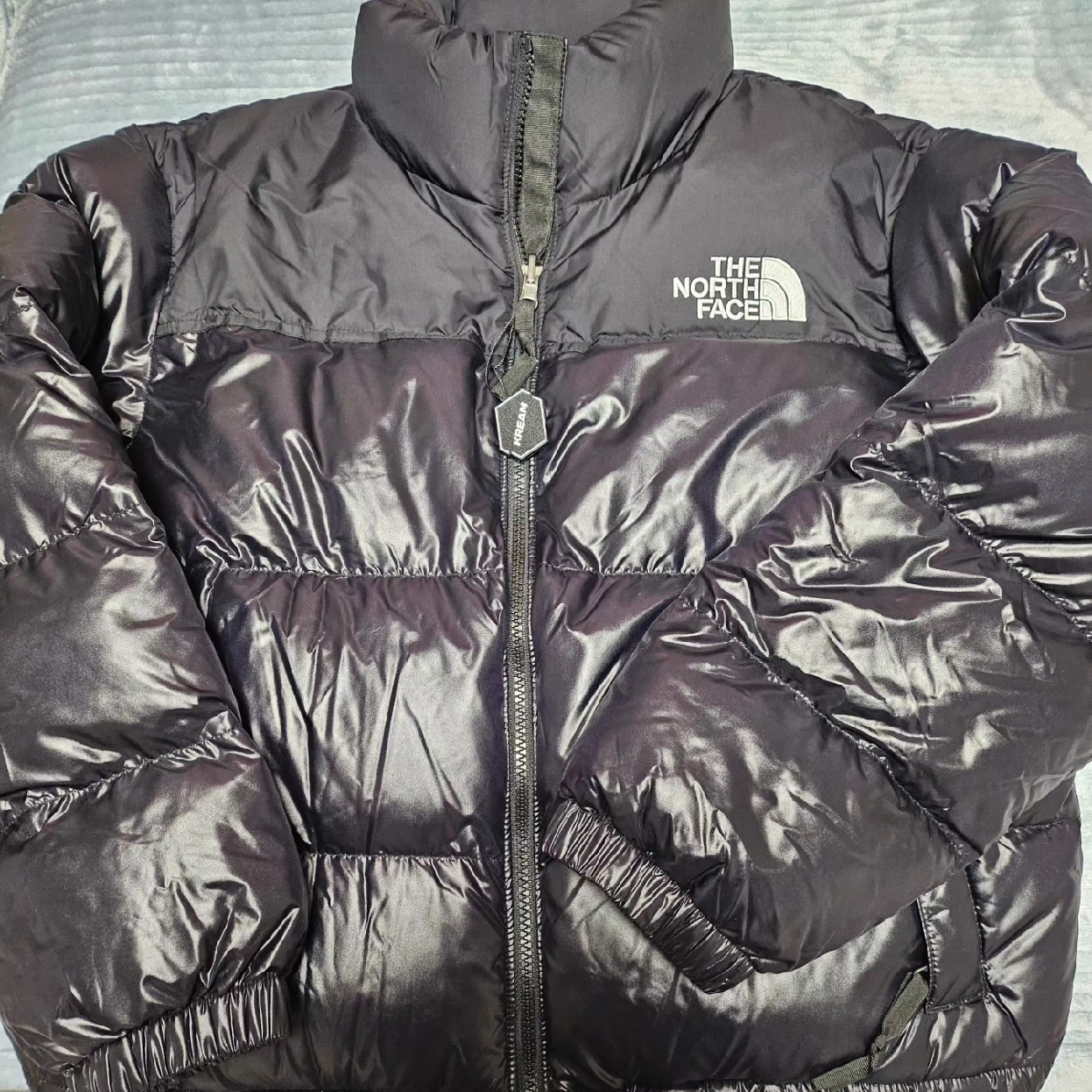 (W) The North Face Nuptse Hybrid Down Ball Jacket Black 착용 스타일 - 1