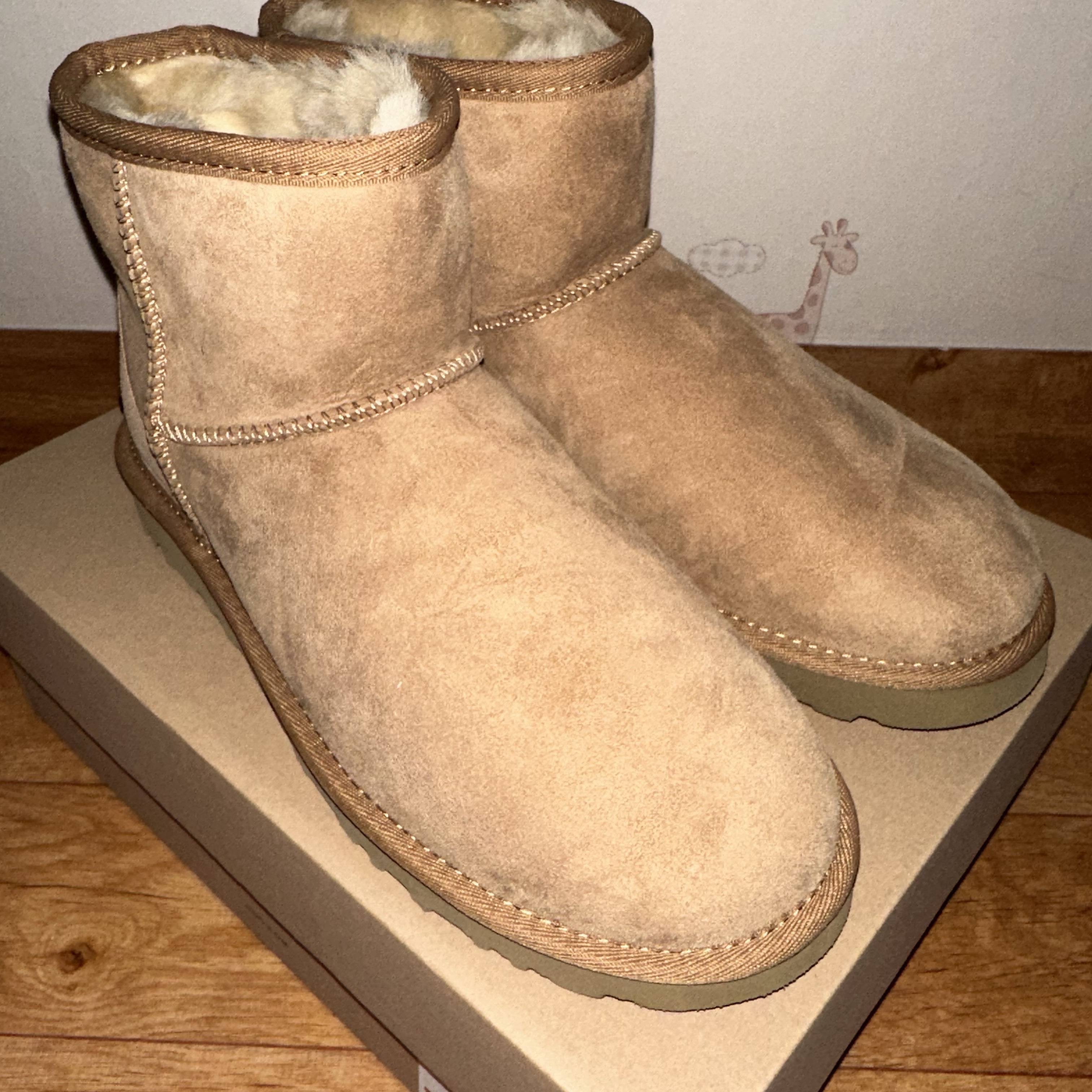 (W) UGG Classic Mini II Boots Chestnut 착용 스타일 - 2