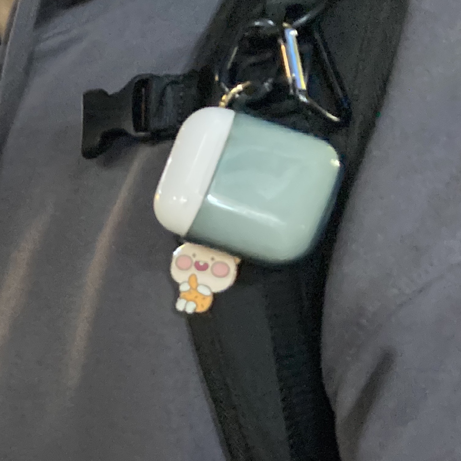 Apple AirPods 2nd Gen (Korean Ver.) 착용 스타일