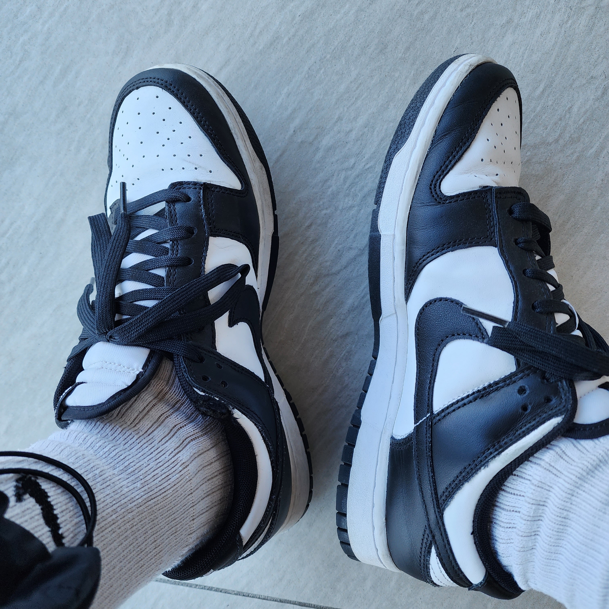 Nike Dunk Low Retro Black 착용 스타일