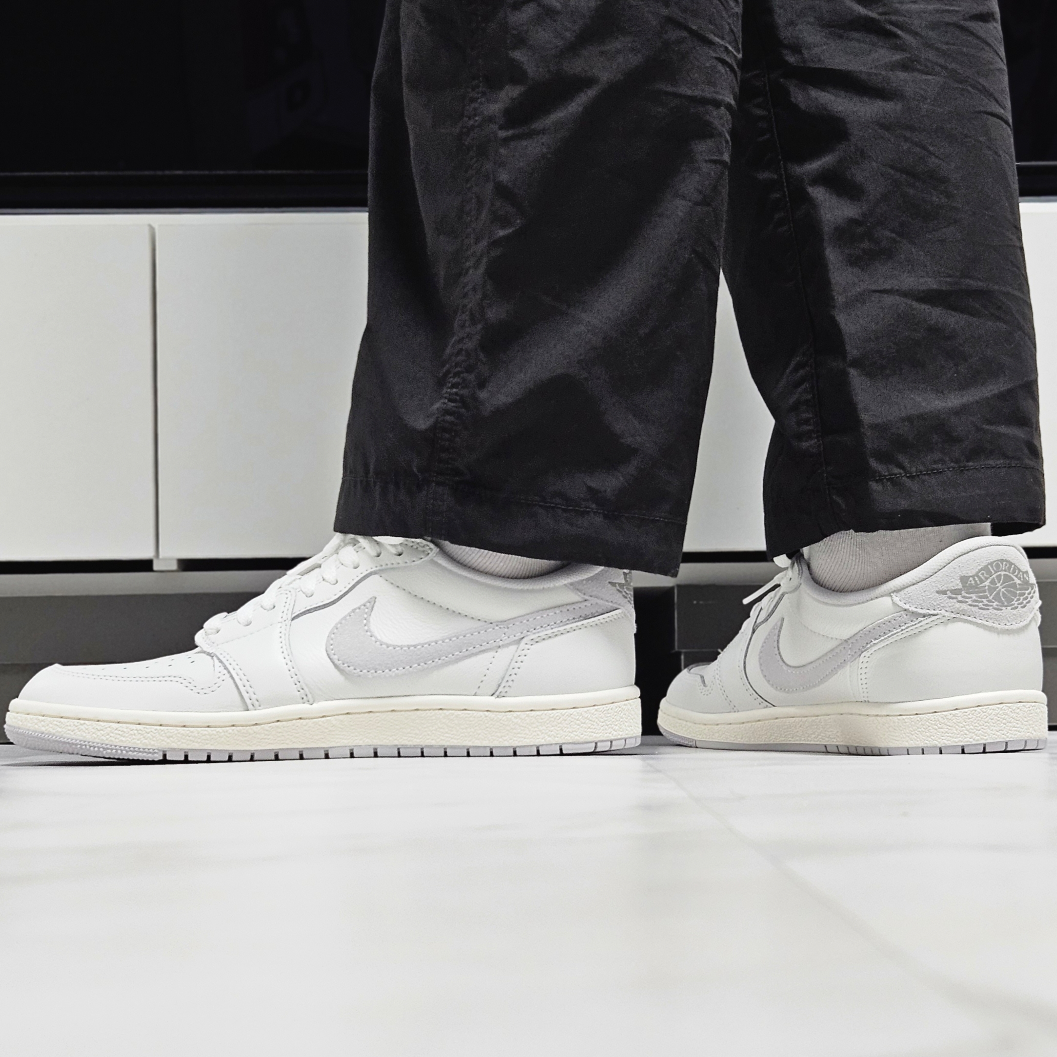 Jordan 1 Low 85 Neutral Grey 착용 스타일 - 7