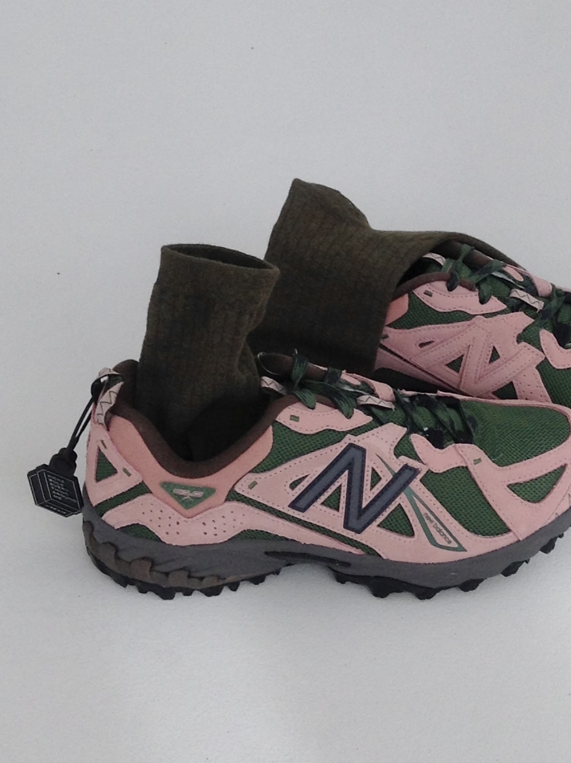 New Balance ML610T Pink Moon - D Standard 착용 스타일 - 2