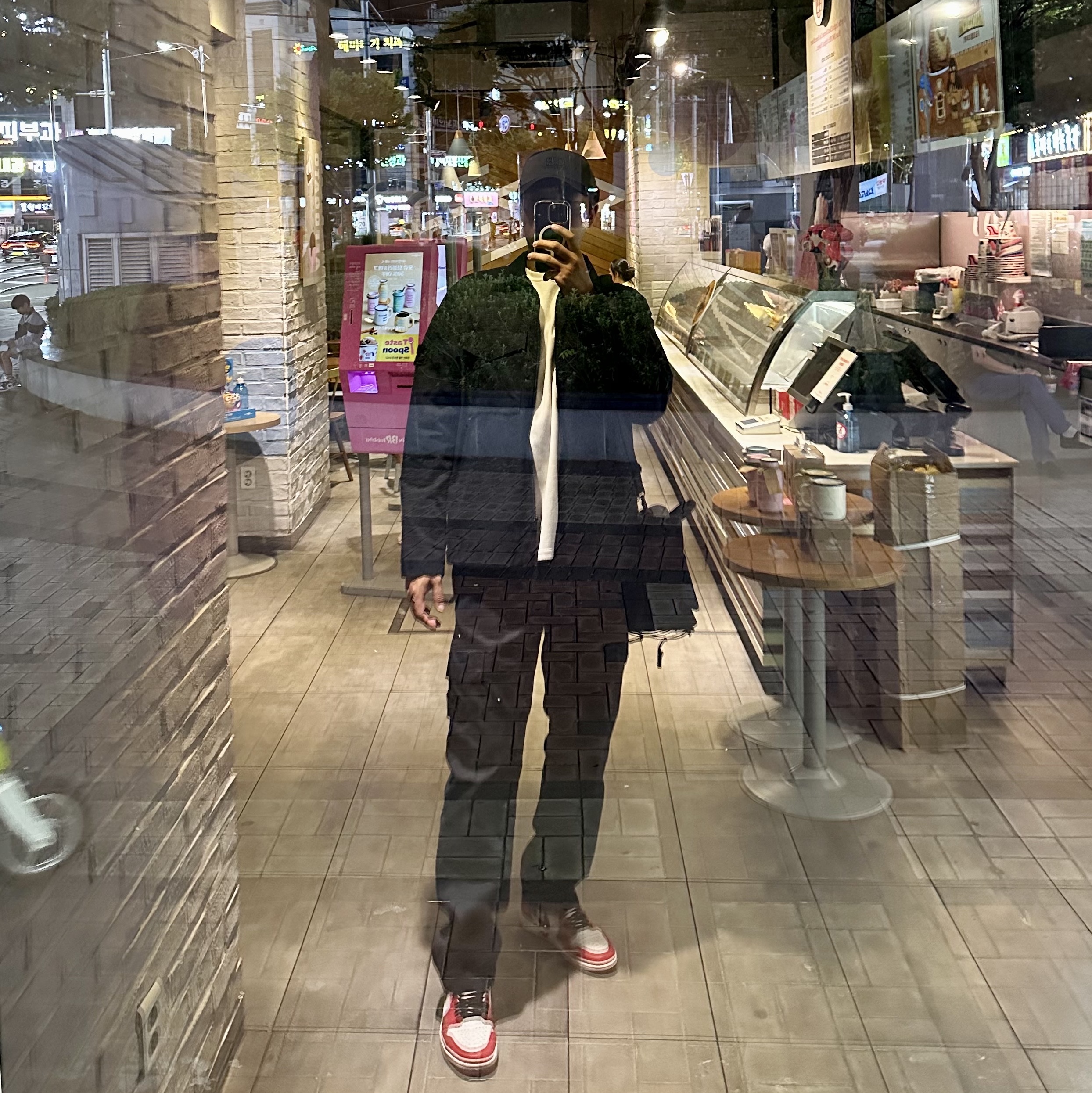 Stone Island 312F2 Ghost Piece Cargo Pants Navy Blue - 21FW, Stone Island 116F1 Ghost Piece O-Ventile Cotton Overshirt Navy Blue - 22FW 착용 스타일 - 3