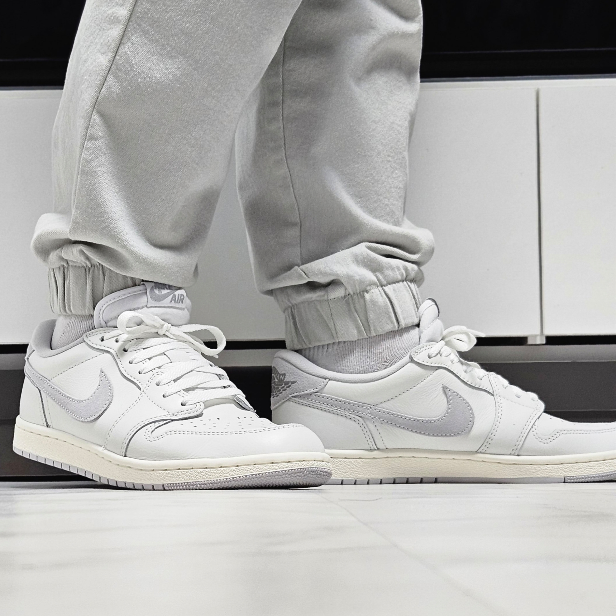 Jordan 1 Low 85 Neutral Grey 착용 스타일 - 4