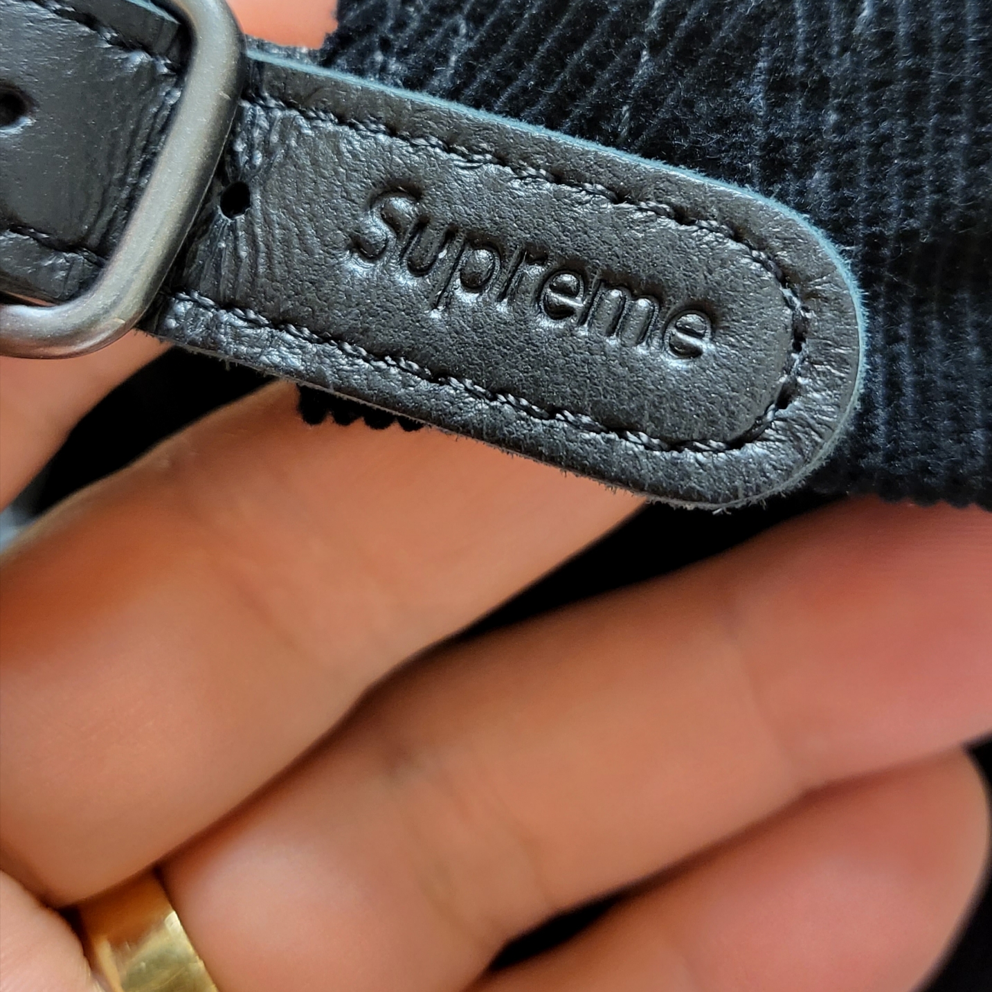 Supreme Corduroy Camp Cap Black - 23FW 착용 스타일 - 3