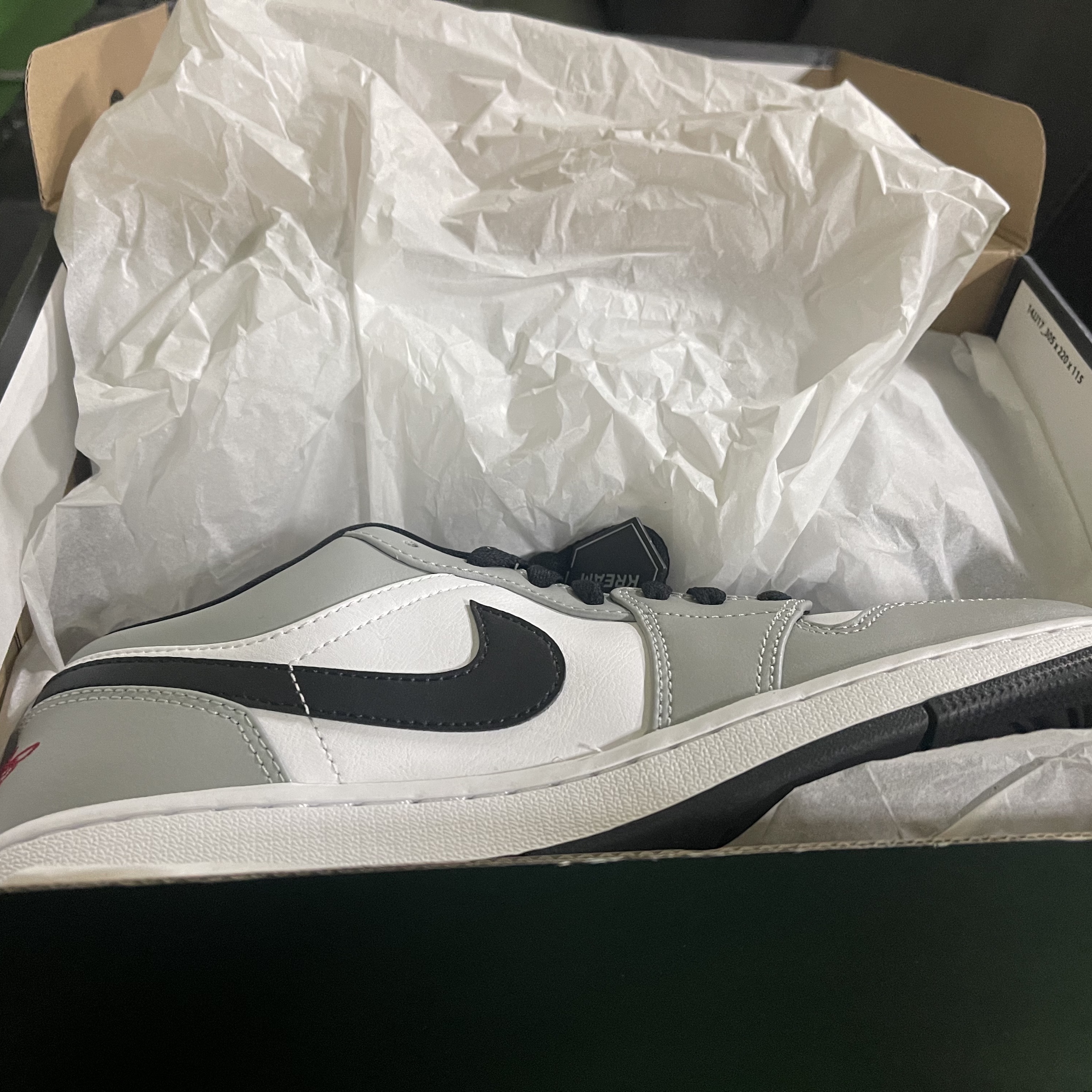 Jordan 1 Low Light Smoke Grey 착용 스타일 - 1