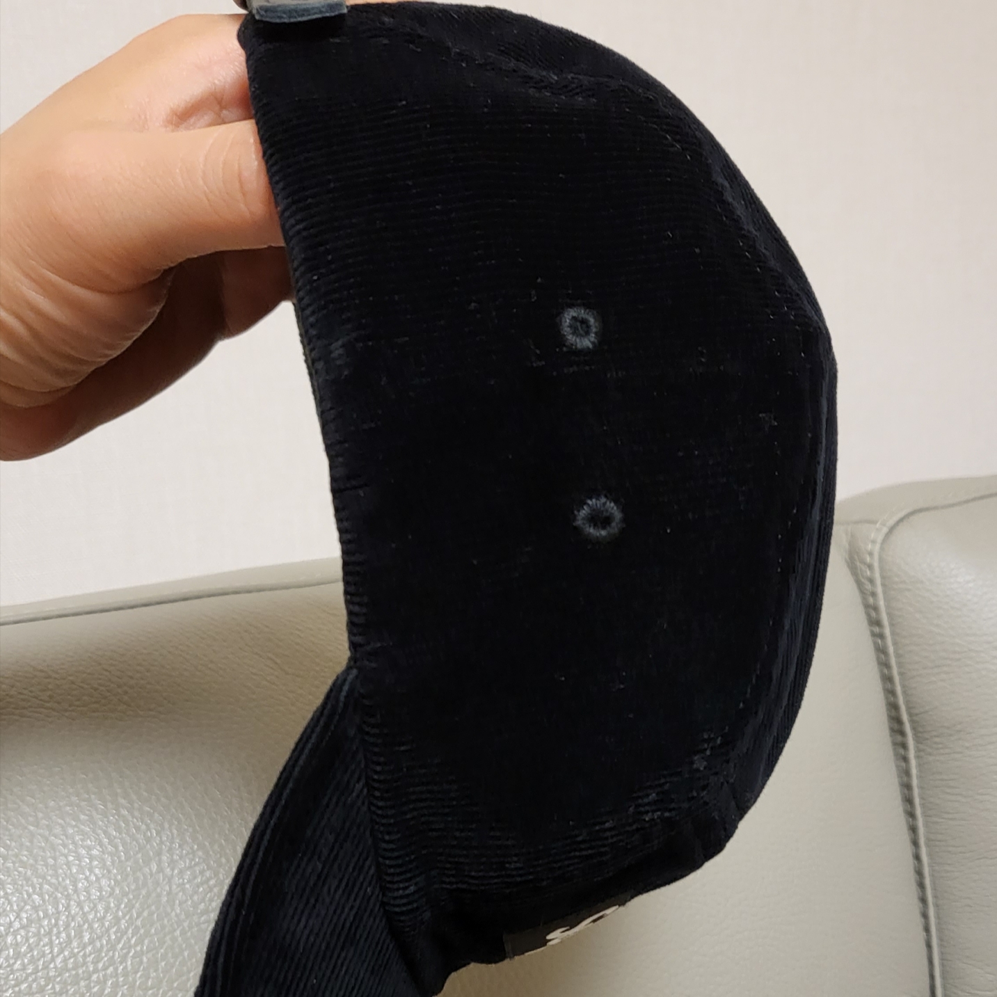 Supreme Corduroy Camp Cap Black - 23FW 착용 스타일 - 4