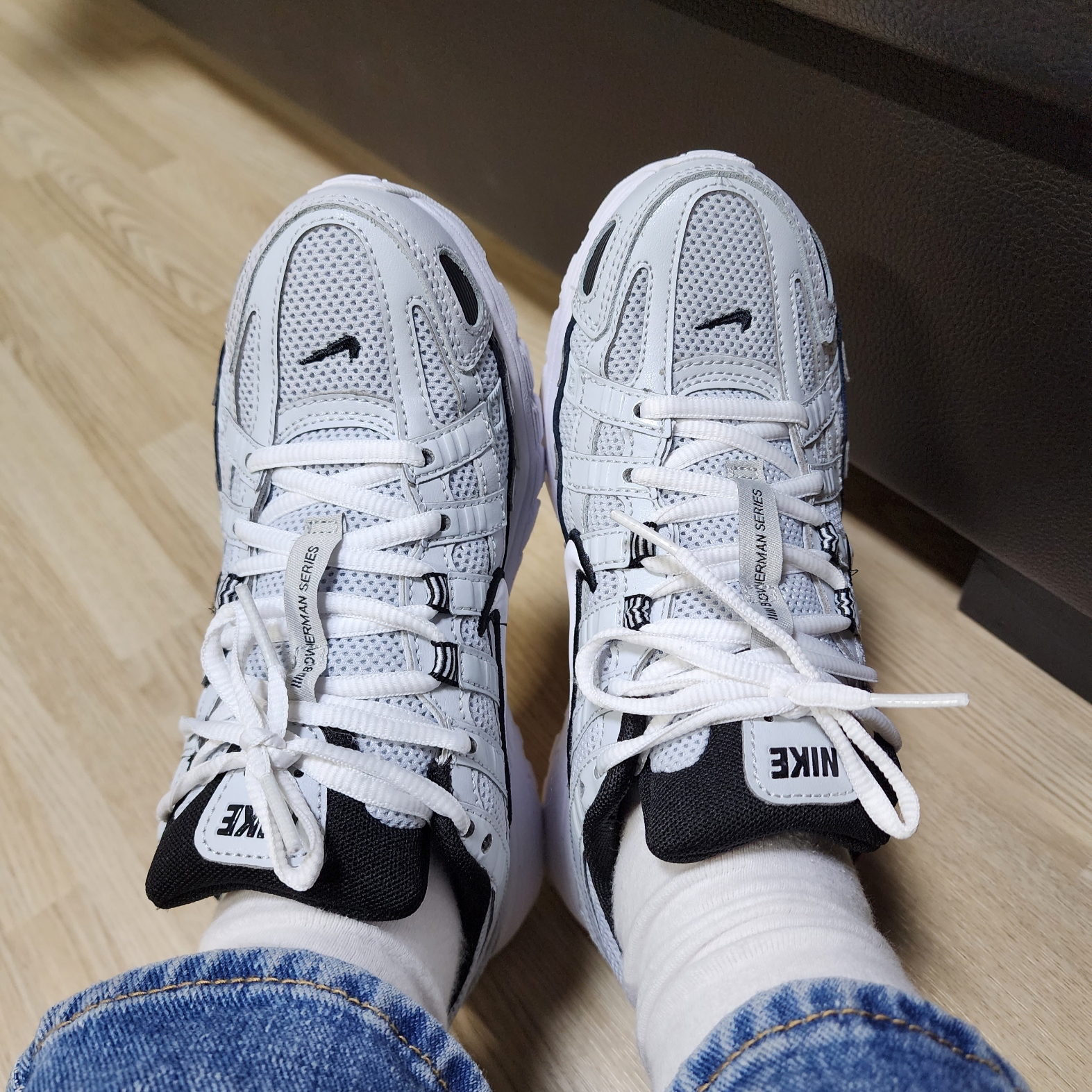Nike P-6000 Pure Platinum 착용 스타일