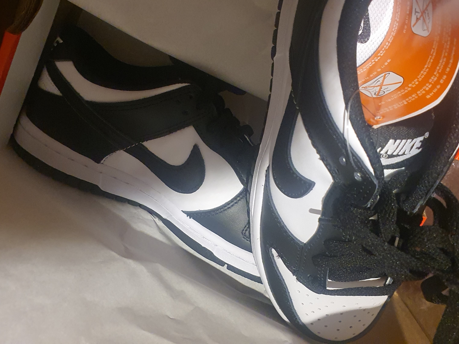 Nike Dunk Low Retro Black 착용 스타일