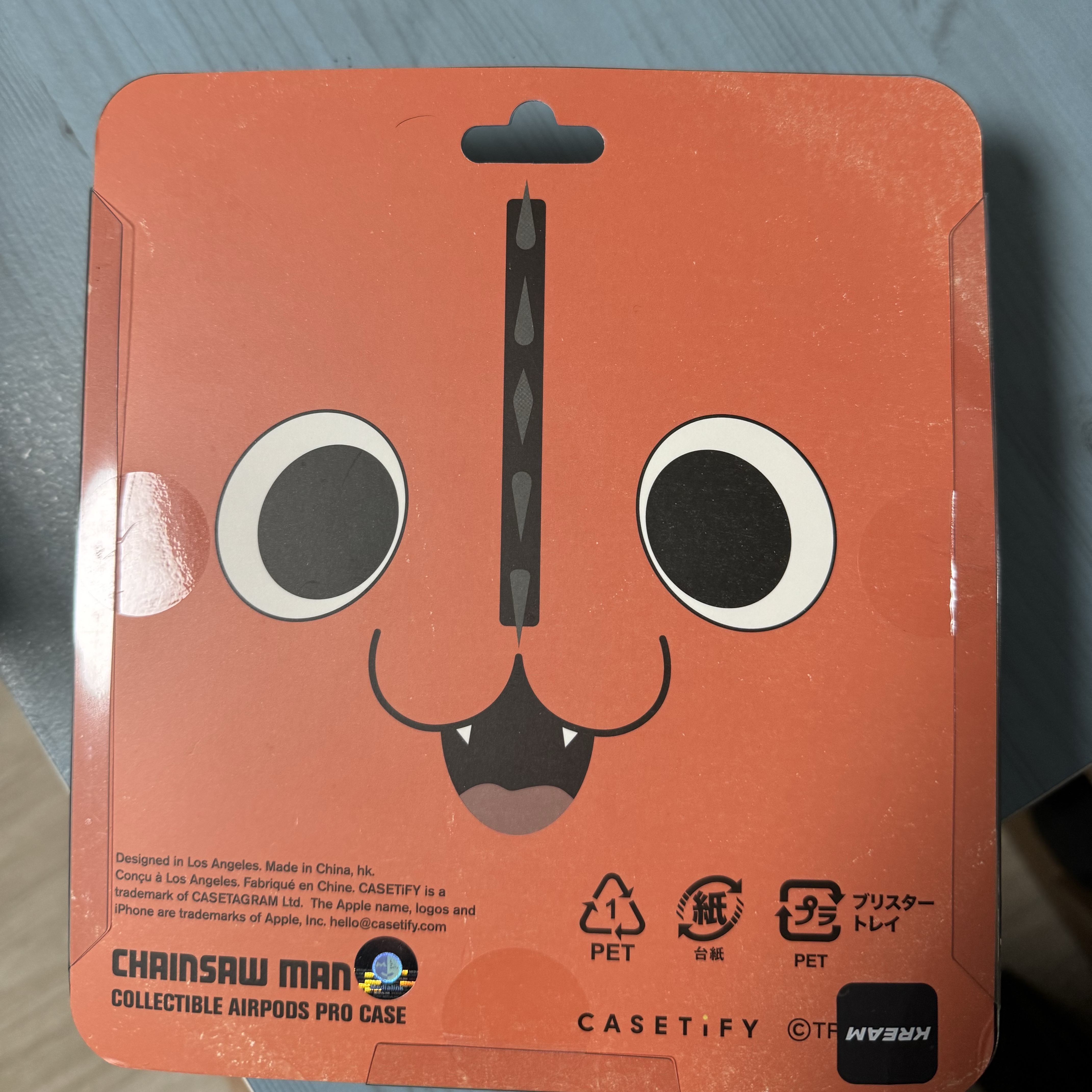 Casetify x Chainsaw Man Pochita Collectible AirPods Pro 1st/2nd Gen Case 착용 스타일 - 2