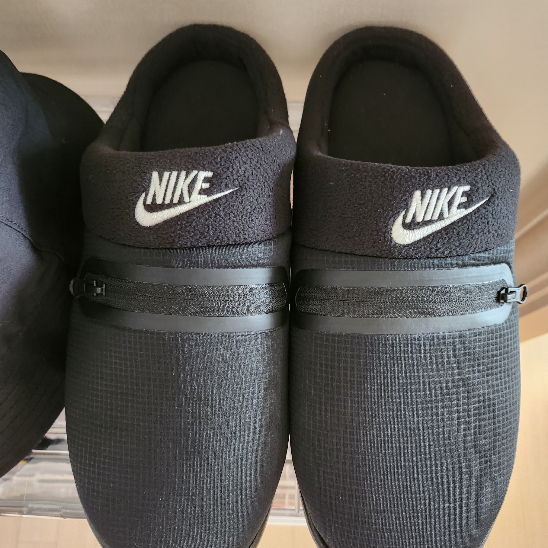 Nike Burrow Black Phantom 착용 스타일 - 1