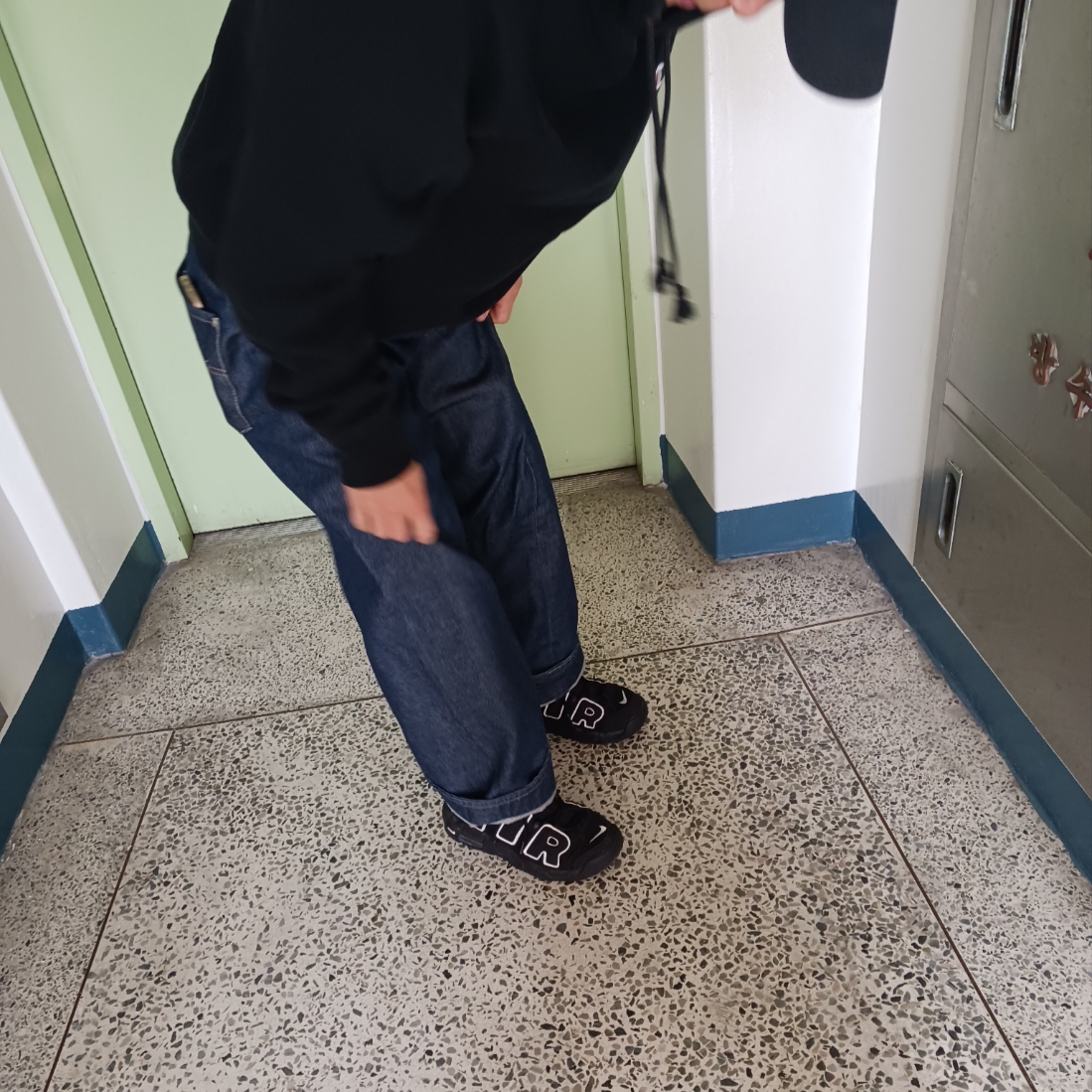 (C) Adidas Superstar 360 Black White, (GS) Nike Air More Uptempo Black White 2020 착용 스타일 - 2
