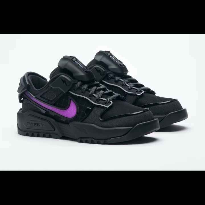 Nike x RTFKT Dunk Genesis Void, Nike x RTFKT Dunk Genesis Ghost 착용 스타일 - 2