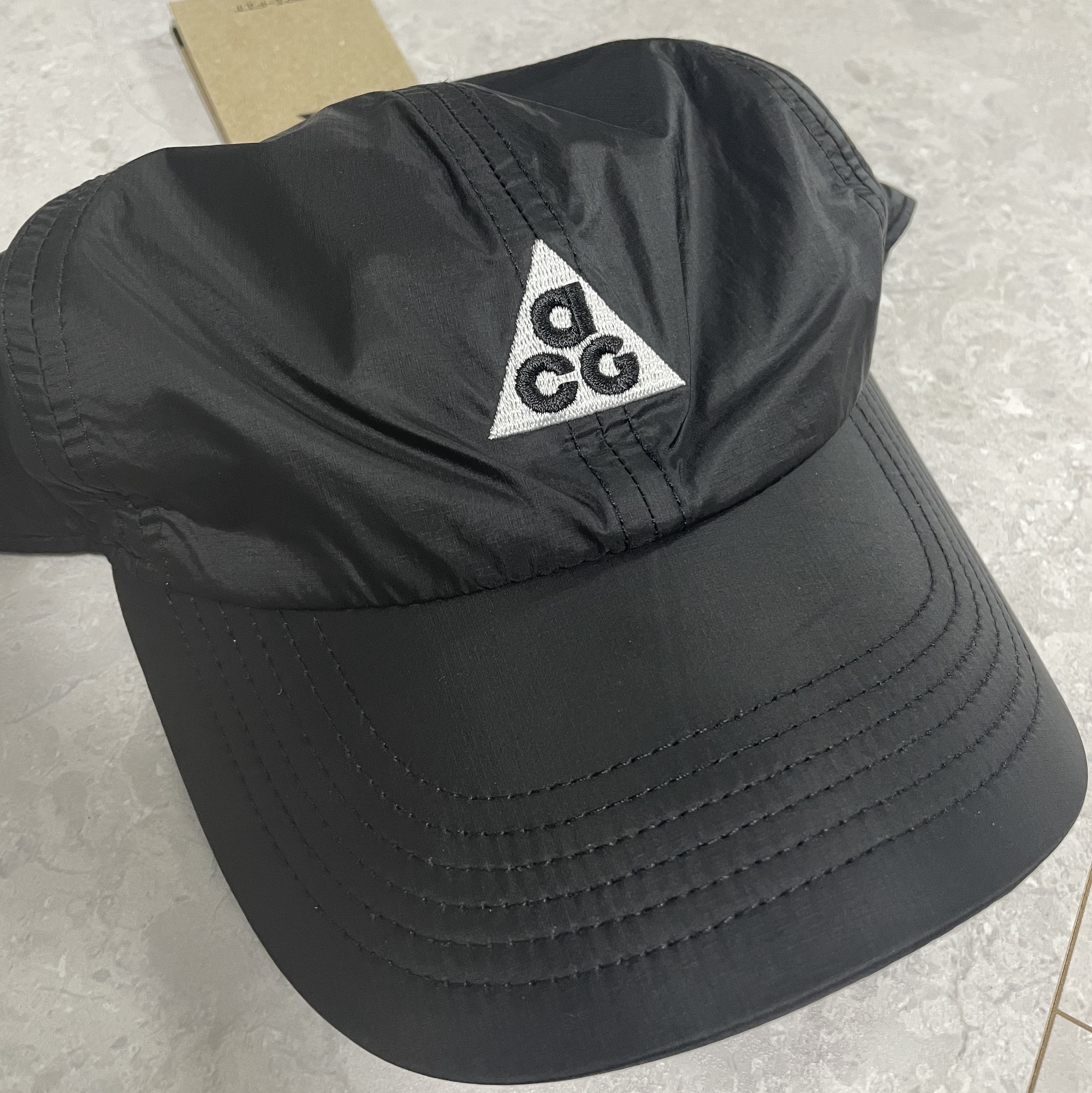 Nike ACG Trail Cap Black 착용 스타일