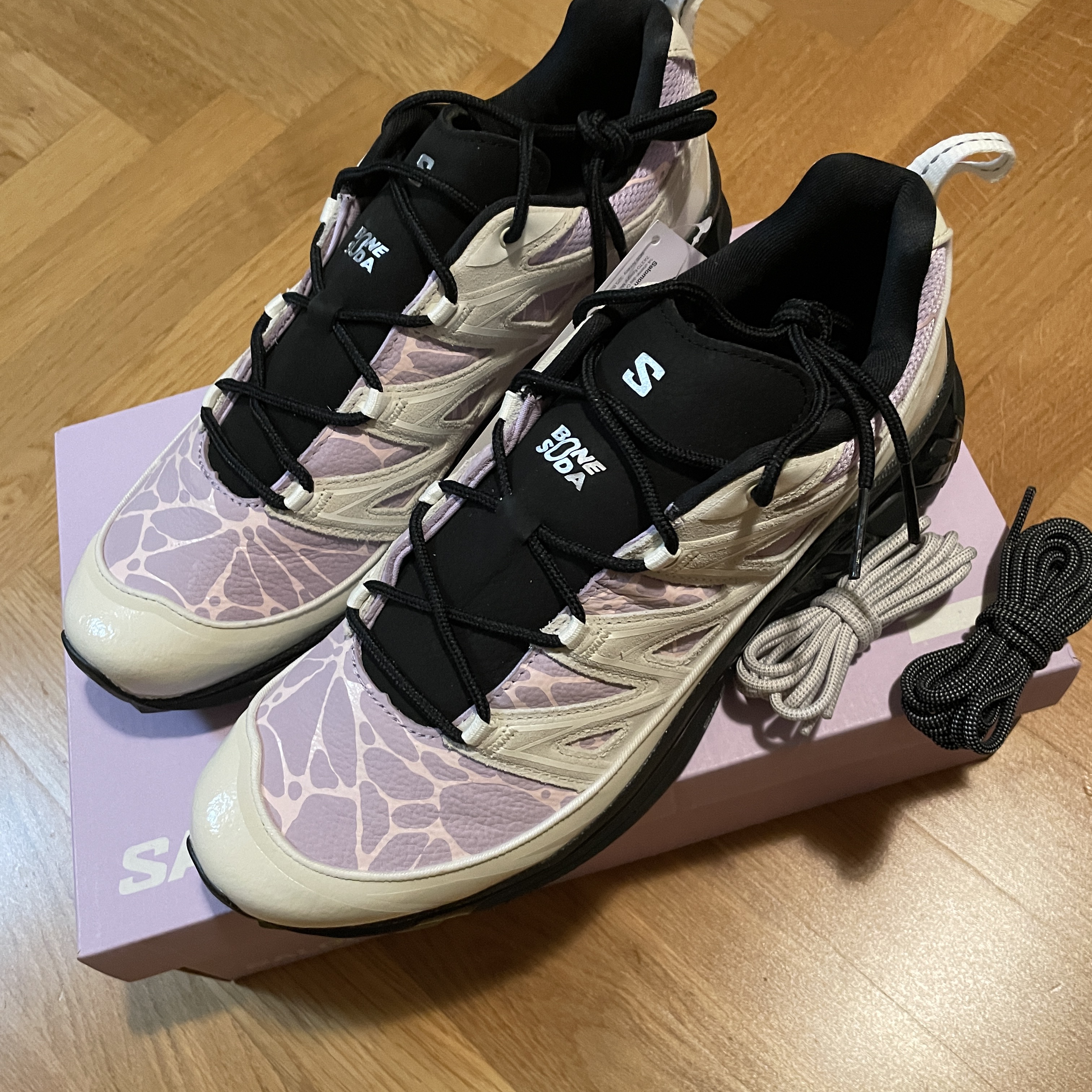 Salomon x Bone Soda XT-6 Expanse LTR Vanilla Ice Black 착용 스타일 - 1