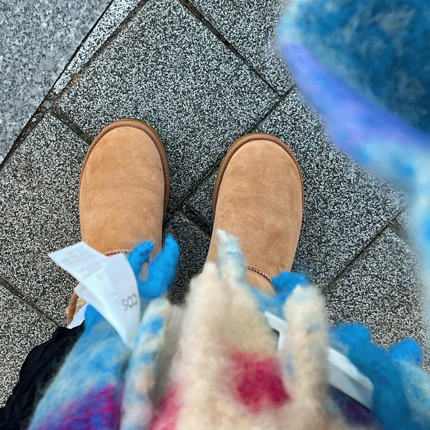 (W) UGG Classic Mini II Boots Chestnut 착용 스타일 - 3