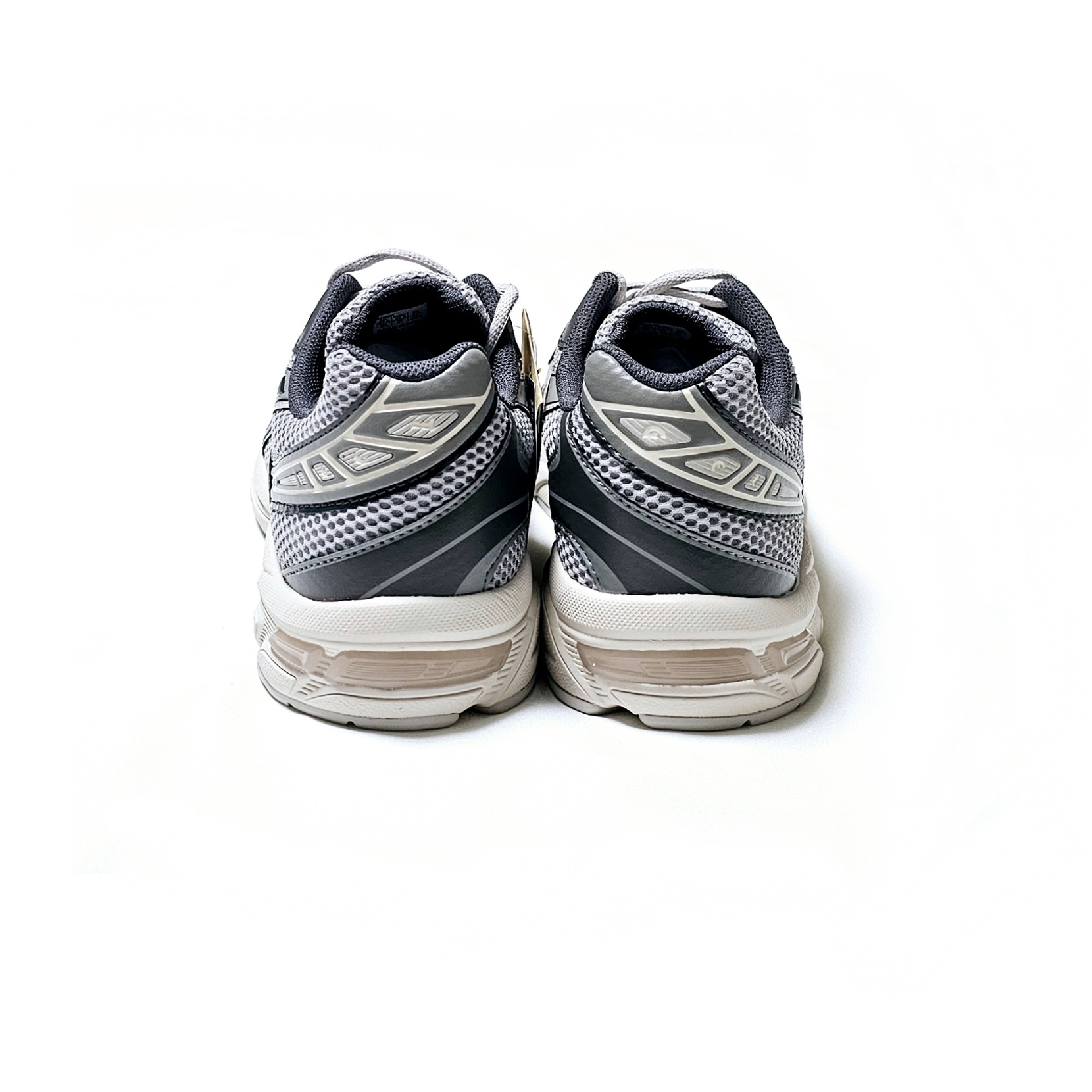 Asics Gel-1130 Oyster Grey Clay Grey 착용 스타일 - 7