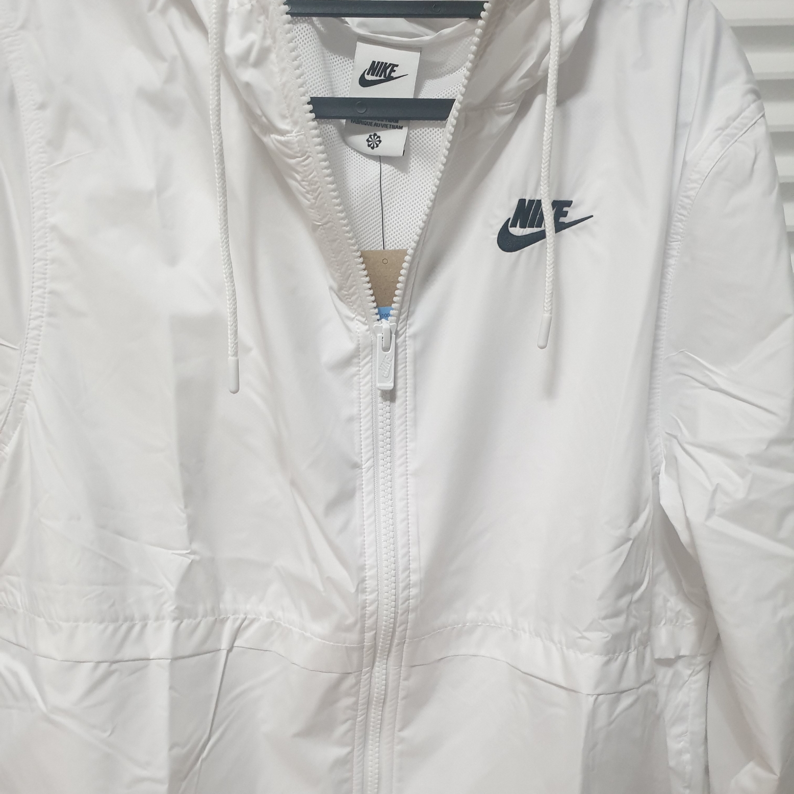 (W) Nike NSW Essential Repel Woven Jacket White - Asia 착용 스타일
