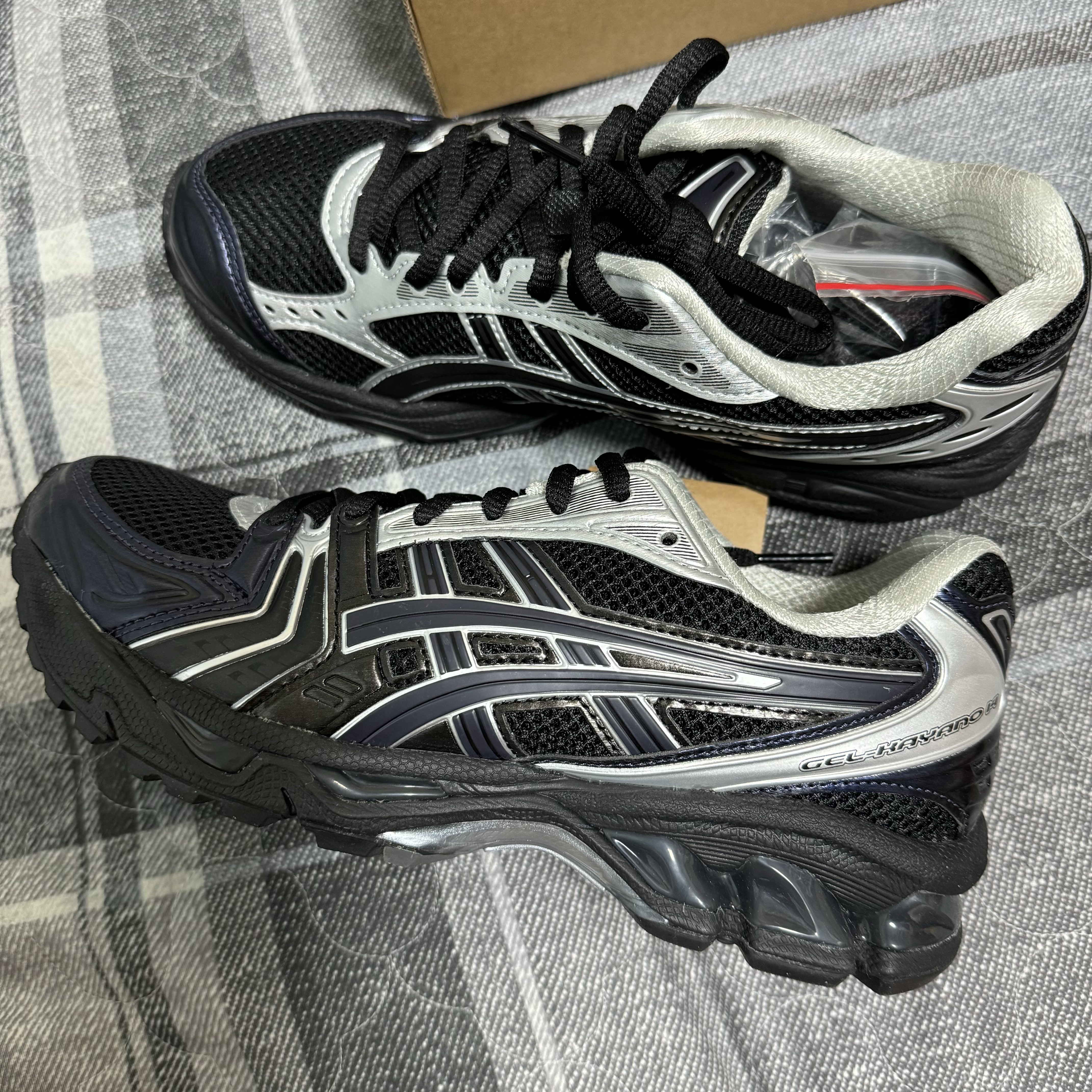 Asics x Atmos x Undermycar Gel-Kayano 14 Black Pure Silver 착용 스타일