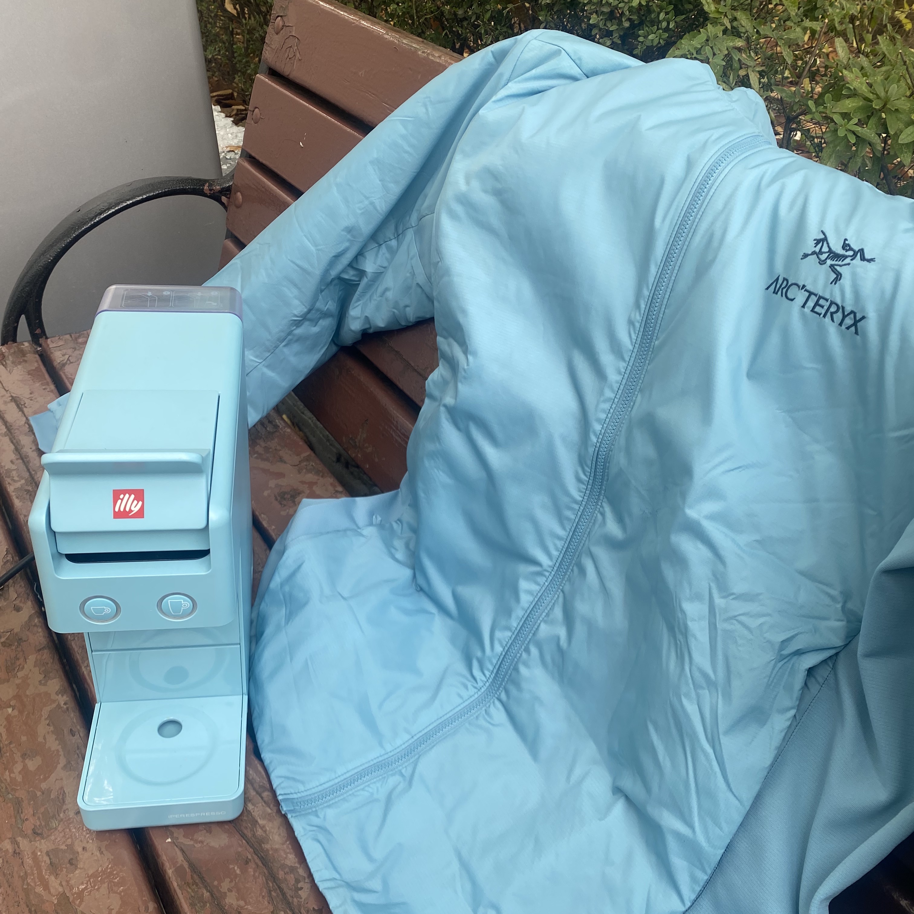 Arc'teryx Atom LT Hoody Solace, Salomon XT-Wings 2 Cradle Pink 착용 스타일 - 4