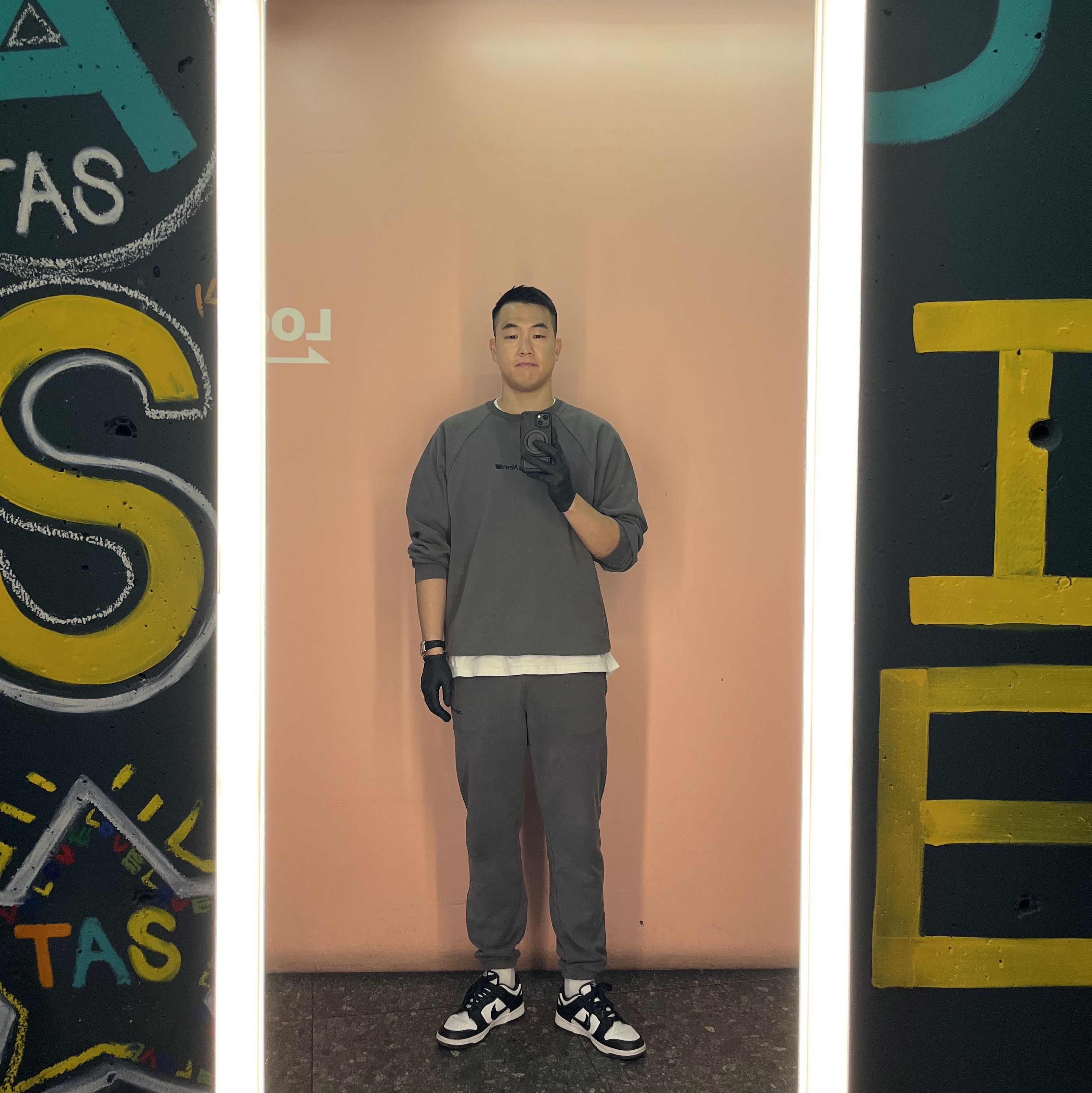 Nike Dunk Low Retro Black 착용 스타일