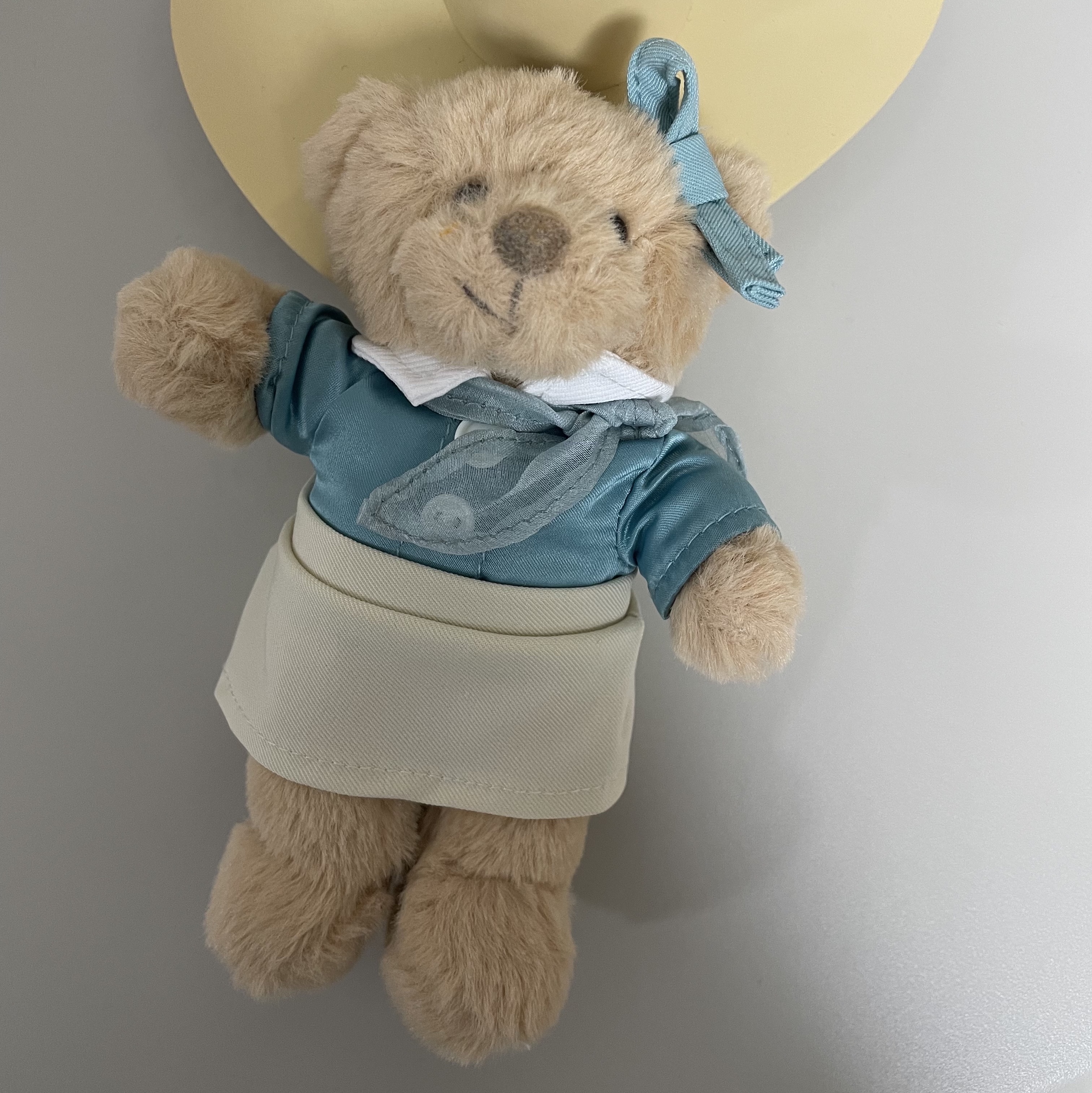 Korean Air Teddy Bear Keyring Cabin Crew 착용 스타일