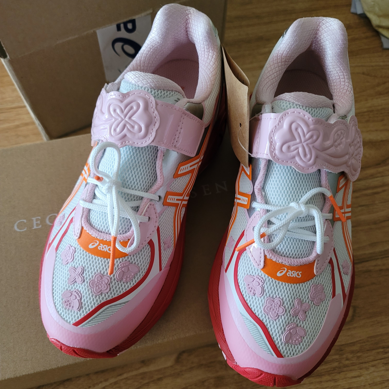 Asics x Cecilie Bahnsen GT-2160 White Habanero 착용 스타일