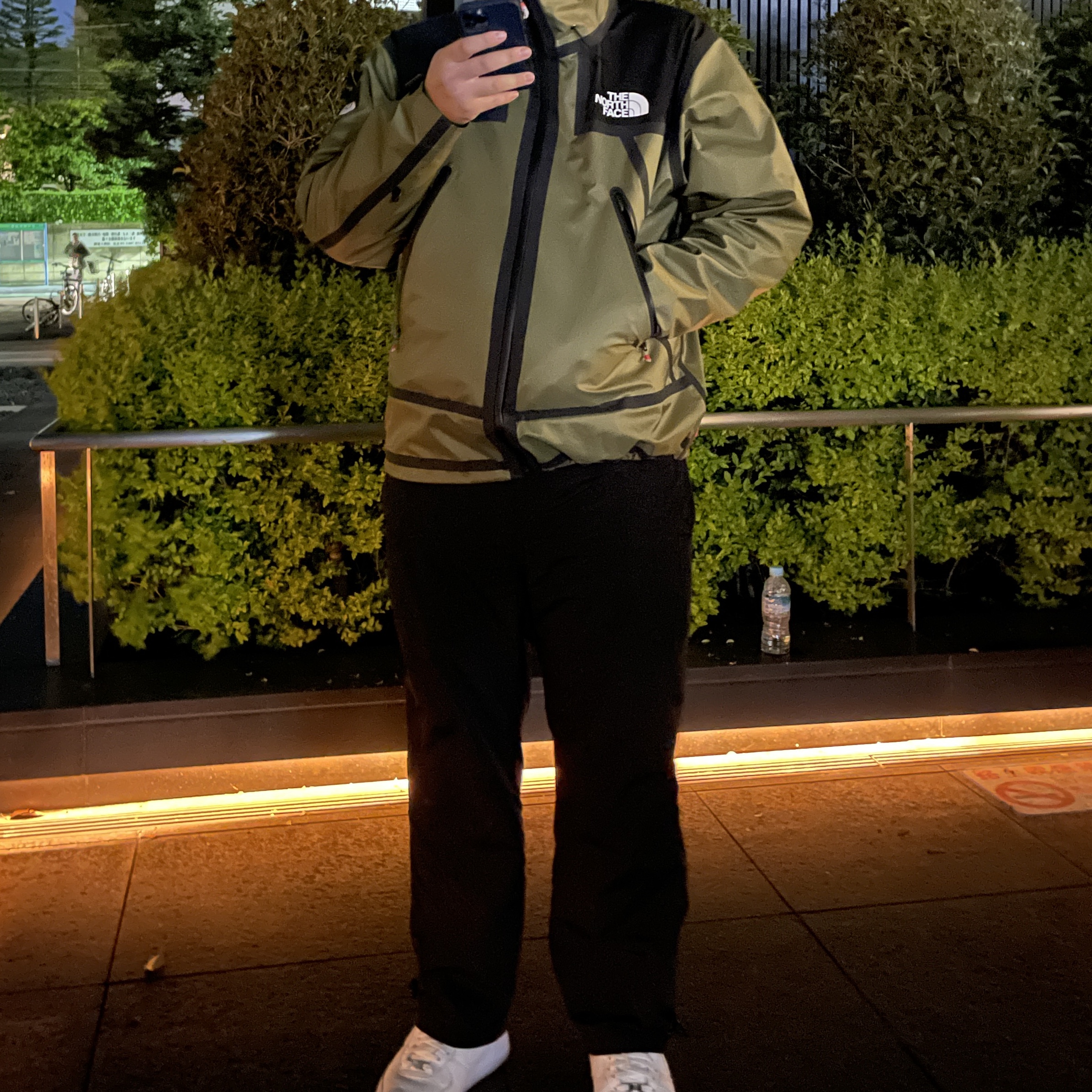 Supreme x The North Face Summit Series Outer Tape Seam Jacket Olive - 21SS 착용 스타일