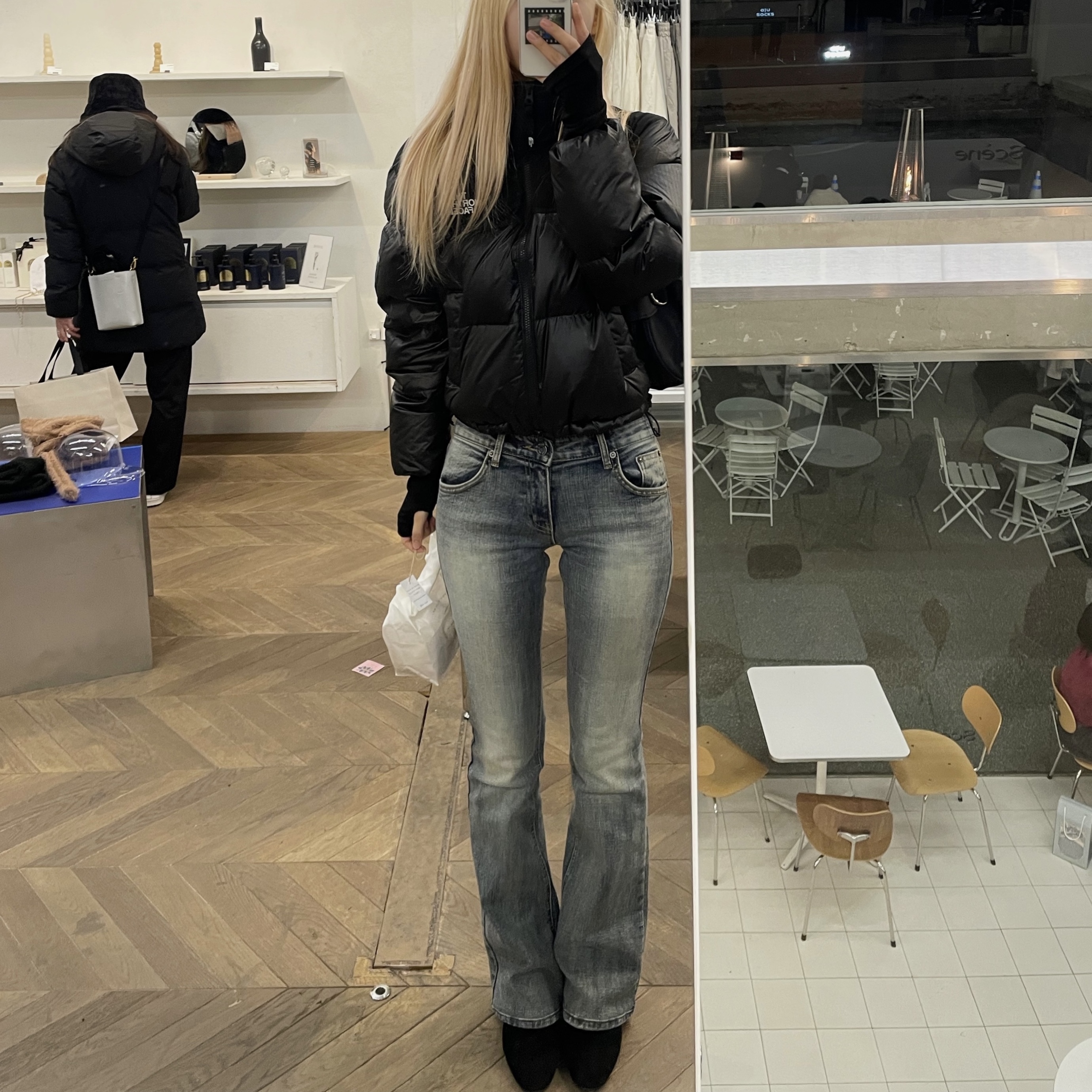 (W) The North Face White Label Novelty Nuptse Down Jacket Black 착용 스타일