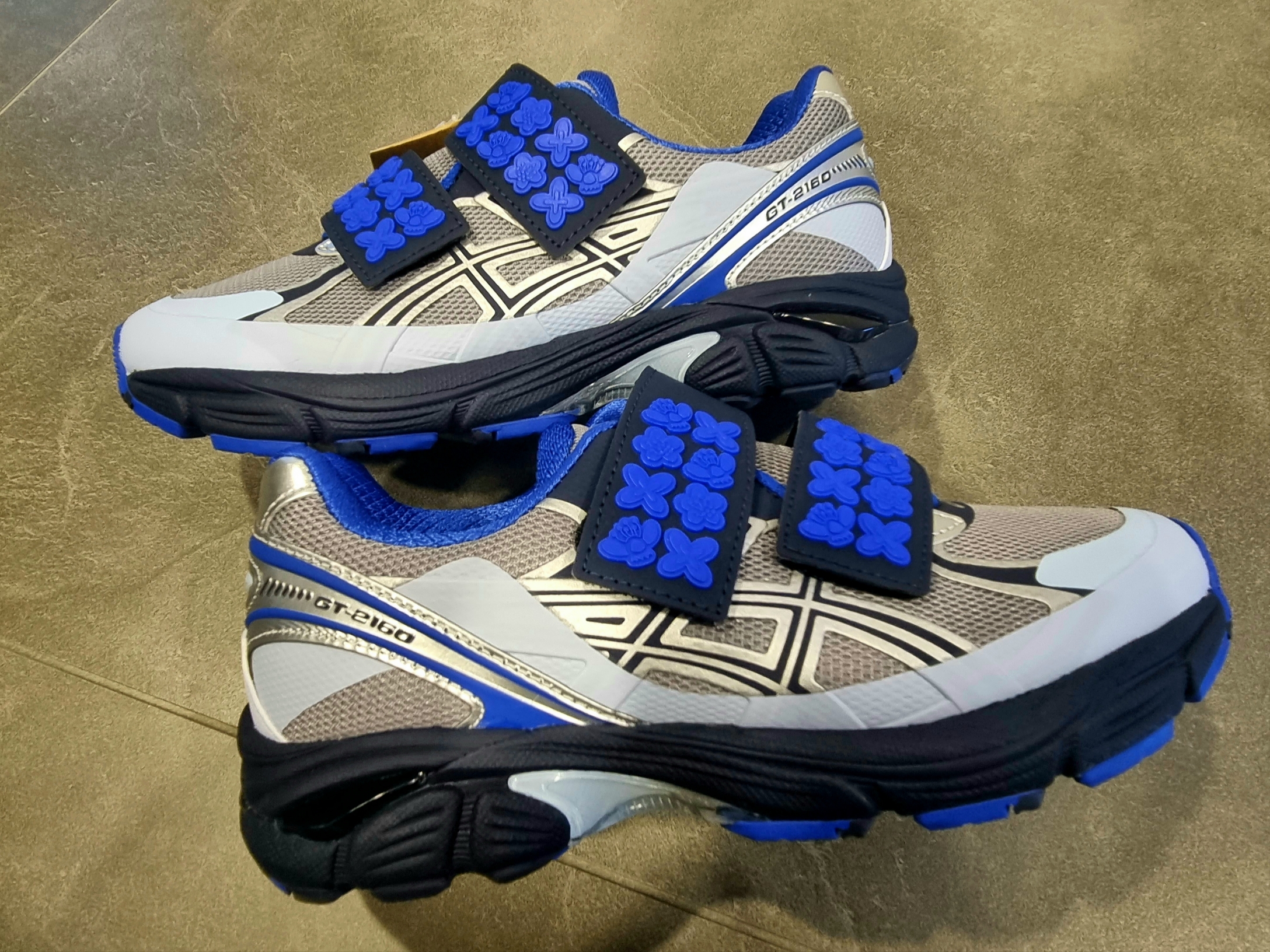 Asics x Cecilie Bahnsen GT-2160 Pure Silver Midnight 착용 스타일 - 4
