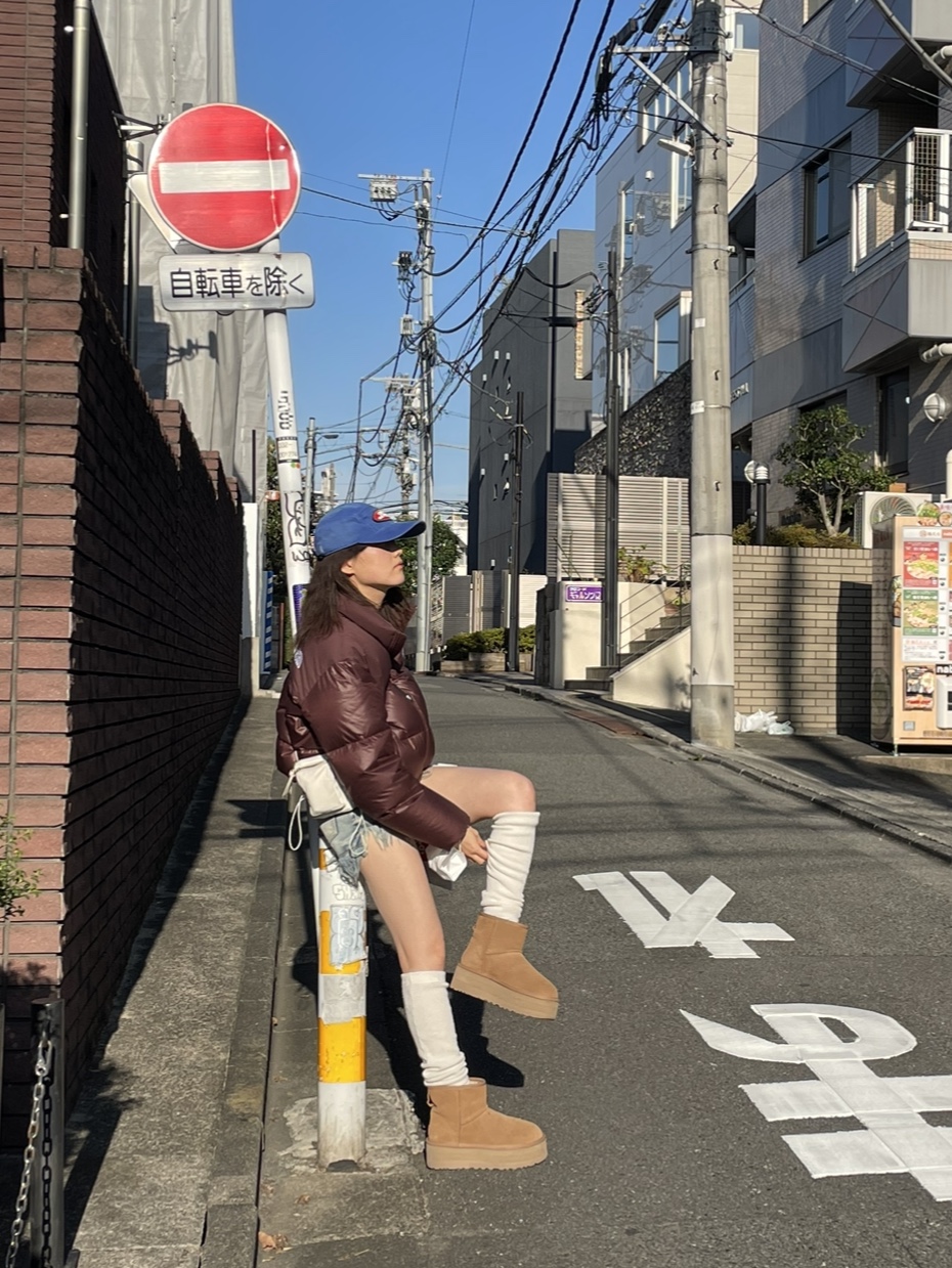 (W) The North Face White Label Novelty Nuptse Down Jacket Cocoa Brown, Diesel C-Sindre Treated Baseball Cap with Logo Patch White 착용 스타일 - 2