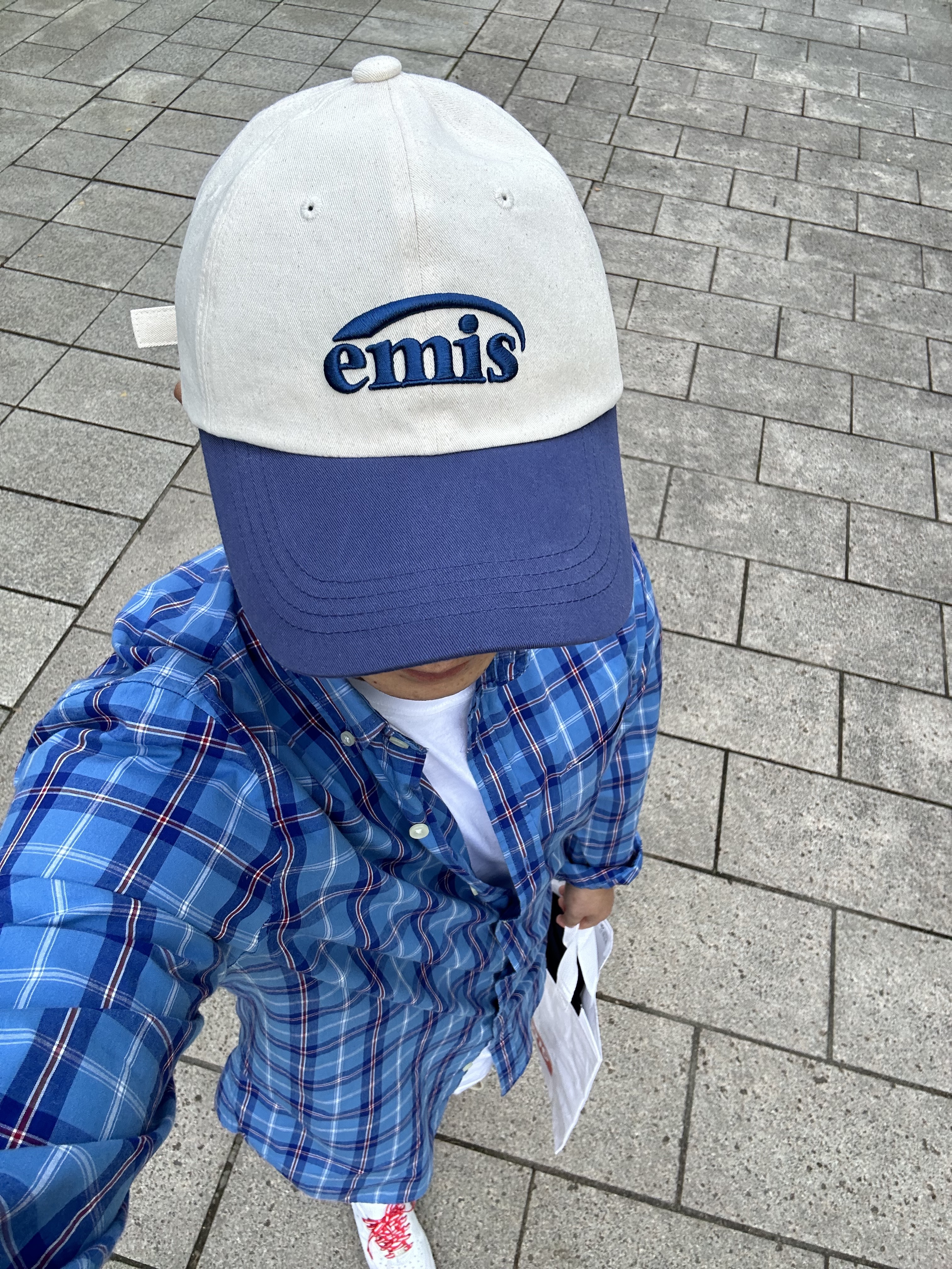 Emis New Logo Ball Cap Two Tone Navy, Nike x Supreme Air Force 1 Low White 착용 스타일
