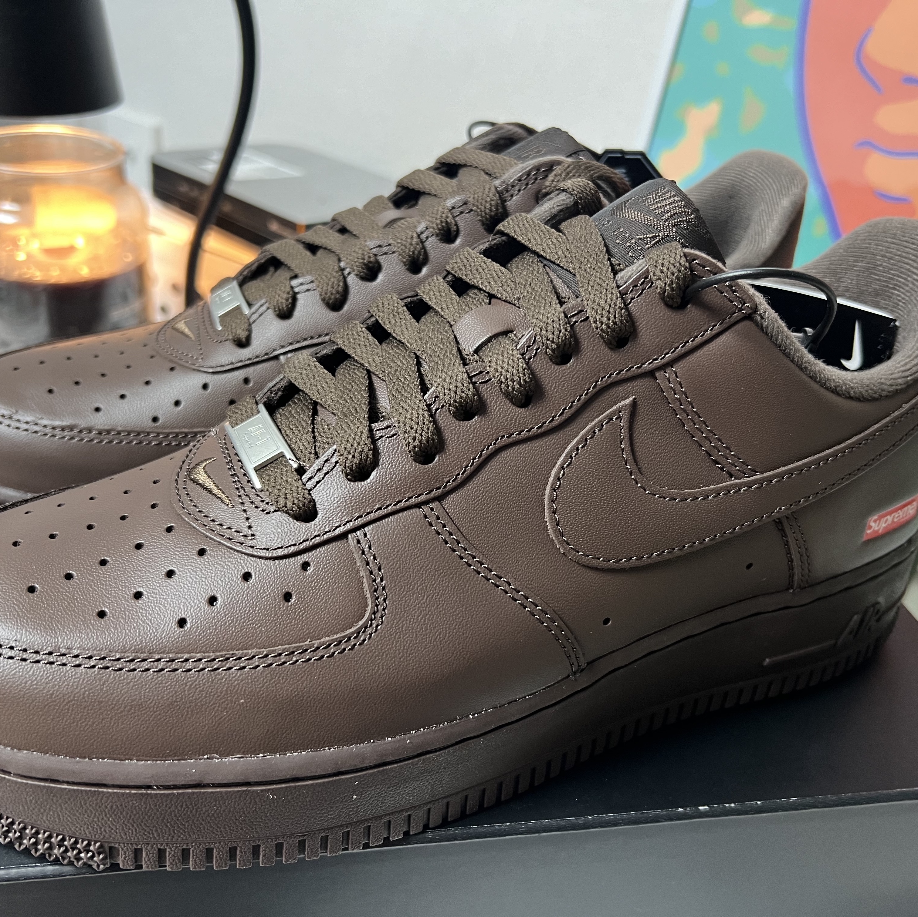 Nike x Supreme Air Force 1 Low Baroque Brown 착용 스타일 - 2