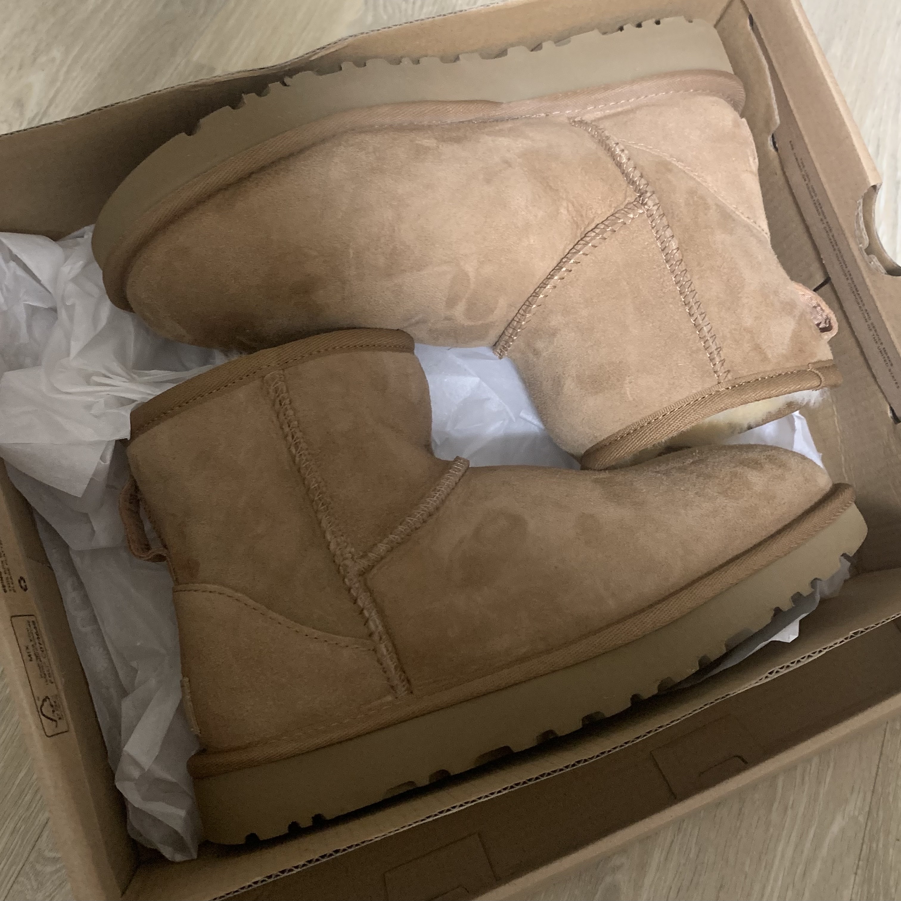(W) UGG Classic Mini II Boots Chestnut 착용 스타일