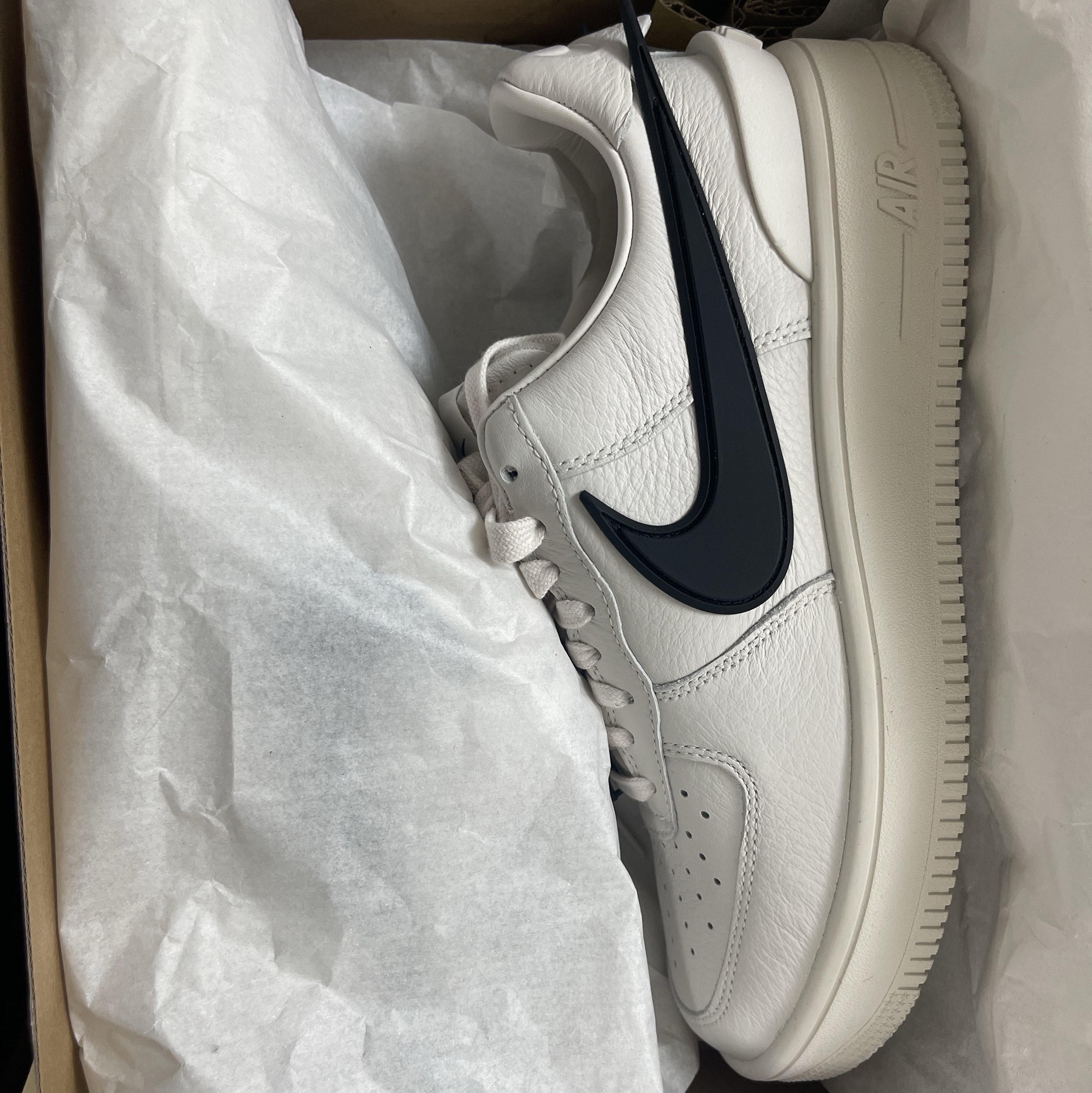 Nike x Ambush Air Force 1 Low SP Phantom 착용 스타일