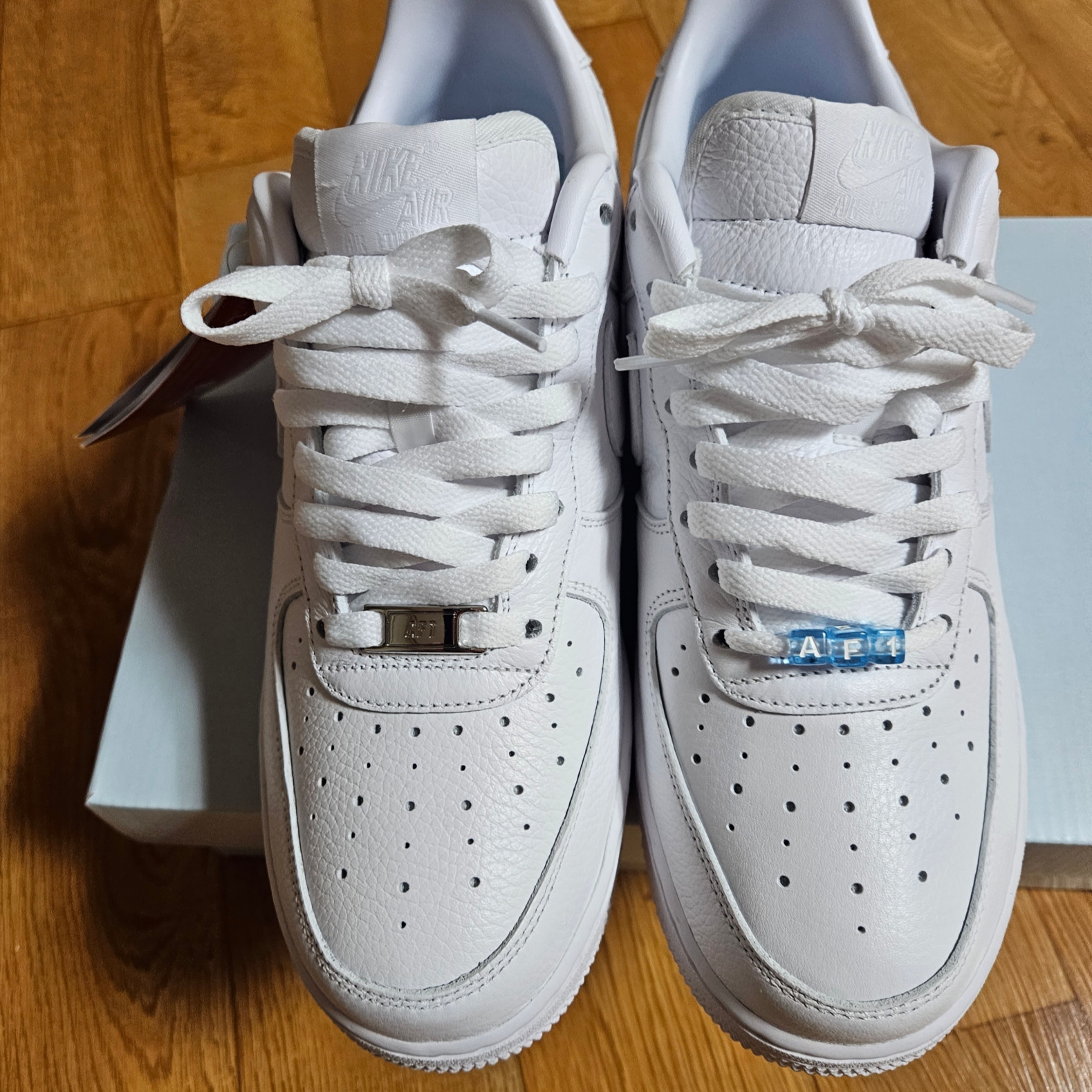 Nike x Drake Nocta Air Force 1 Low SP Certified Lover Boy White 착용 스타일 - 1