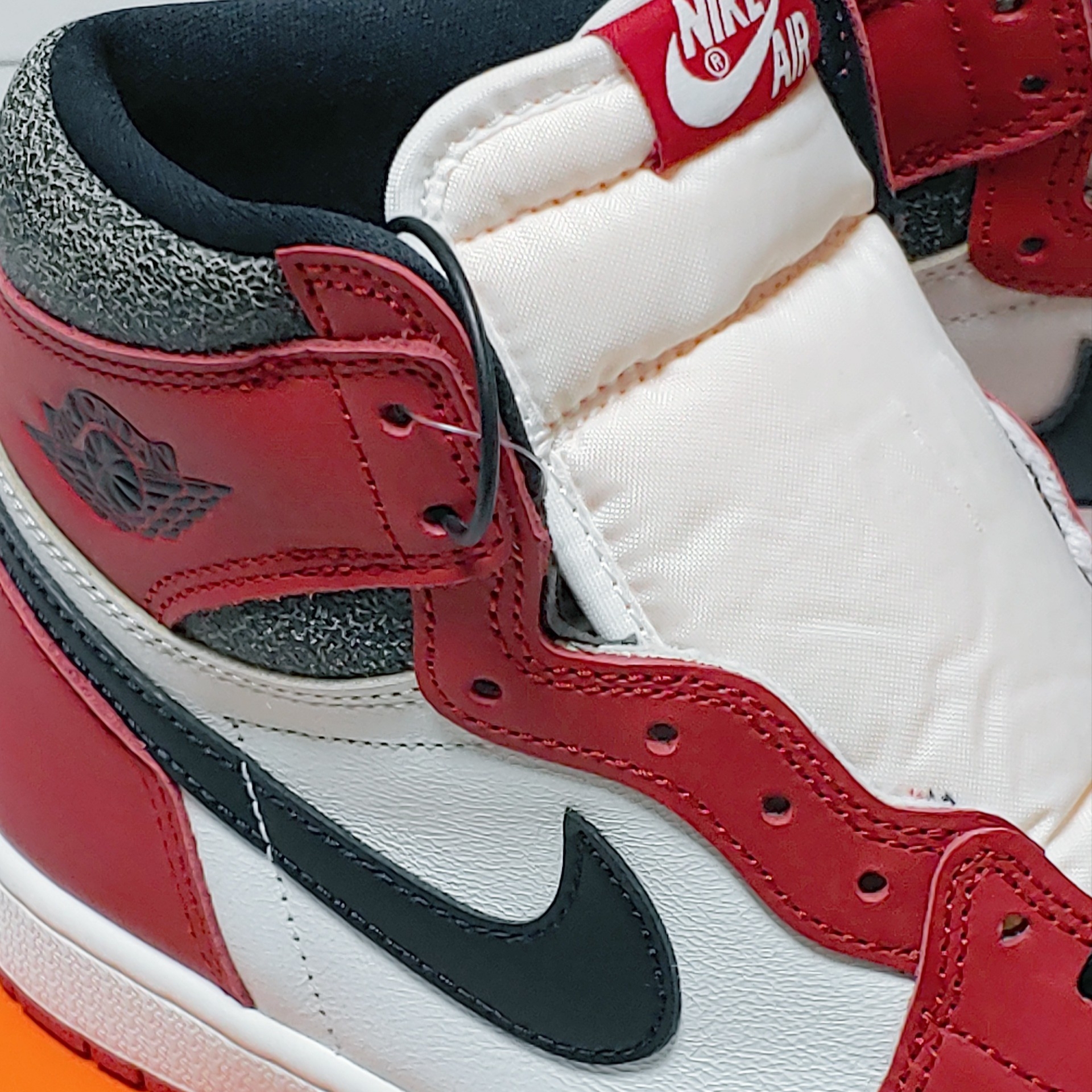 Jordan 1 Retro High OG Chicago 2022 착용 스타일 - 2