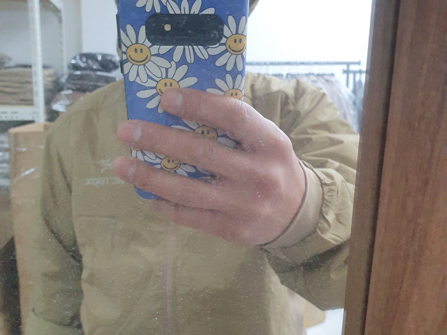 Arc'teryx Atom LT Hoody Canvas 착용 스타일