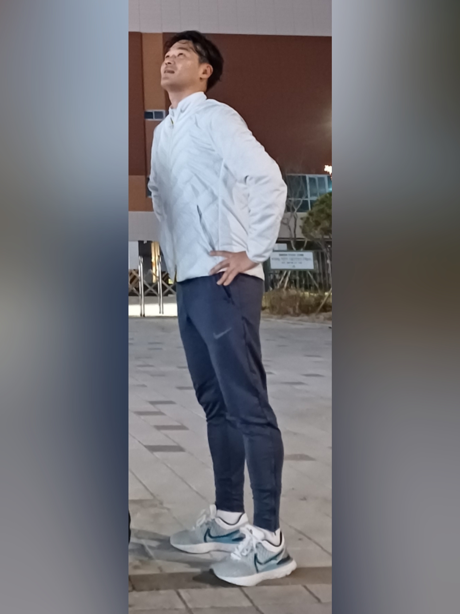 Nike React Infinity Run Flyknit 3 White Blue Orbit 착용 스타일