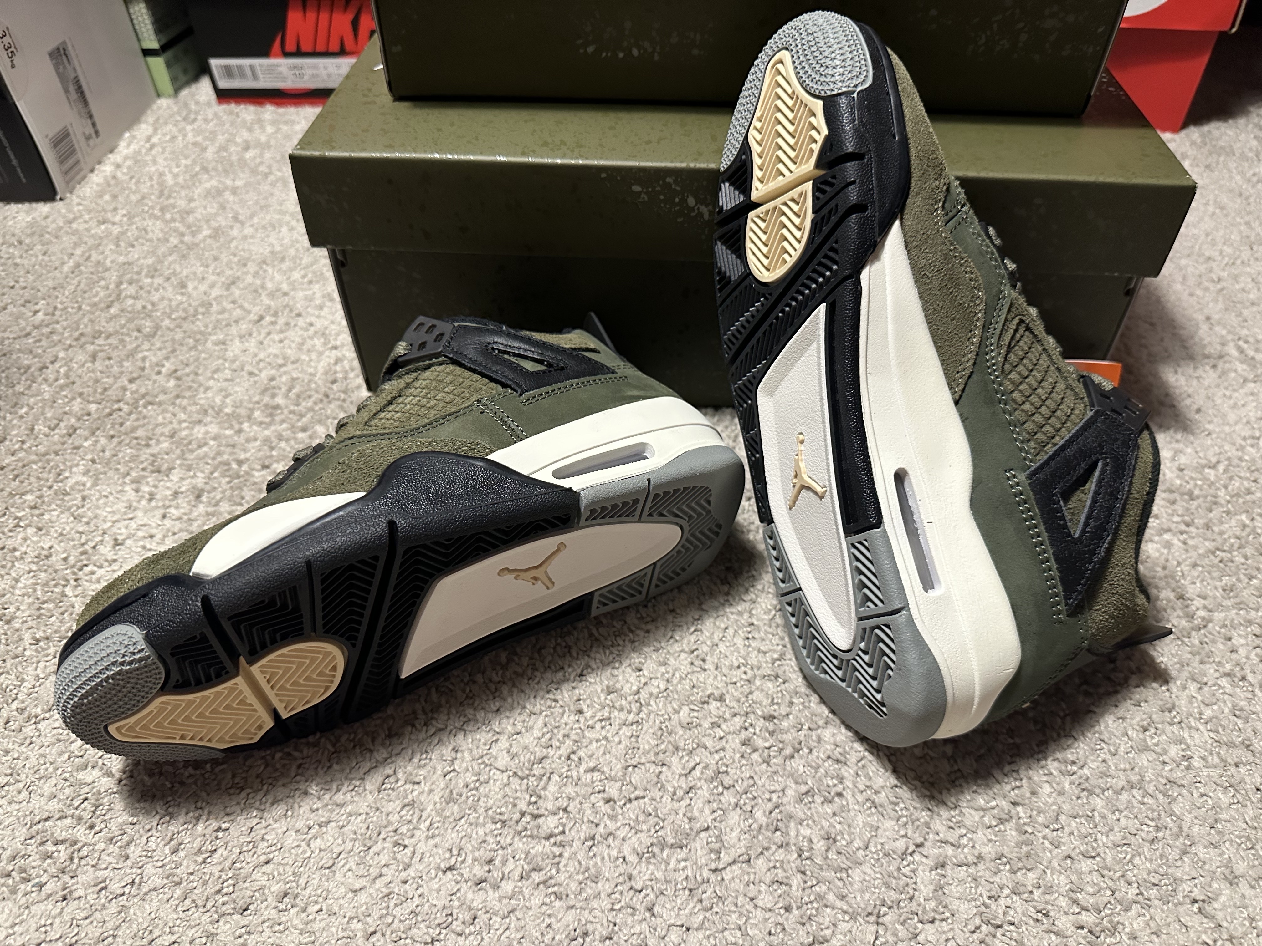 Jordan 4 Retro SE Craft Medium Olive, (GS) Jordan 4 Retro SE Craft Medium Olive 착용 스타일 - 6