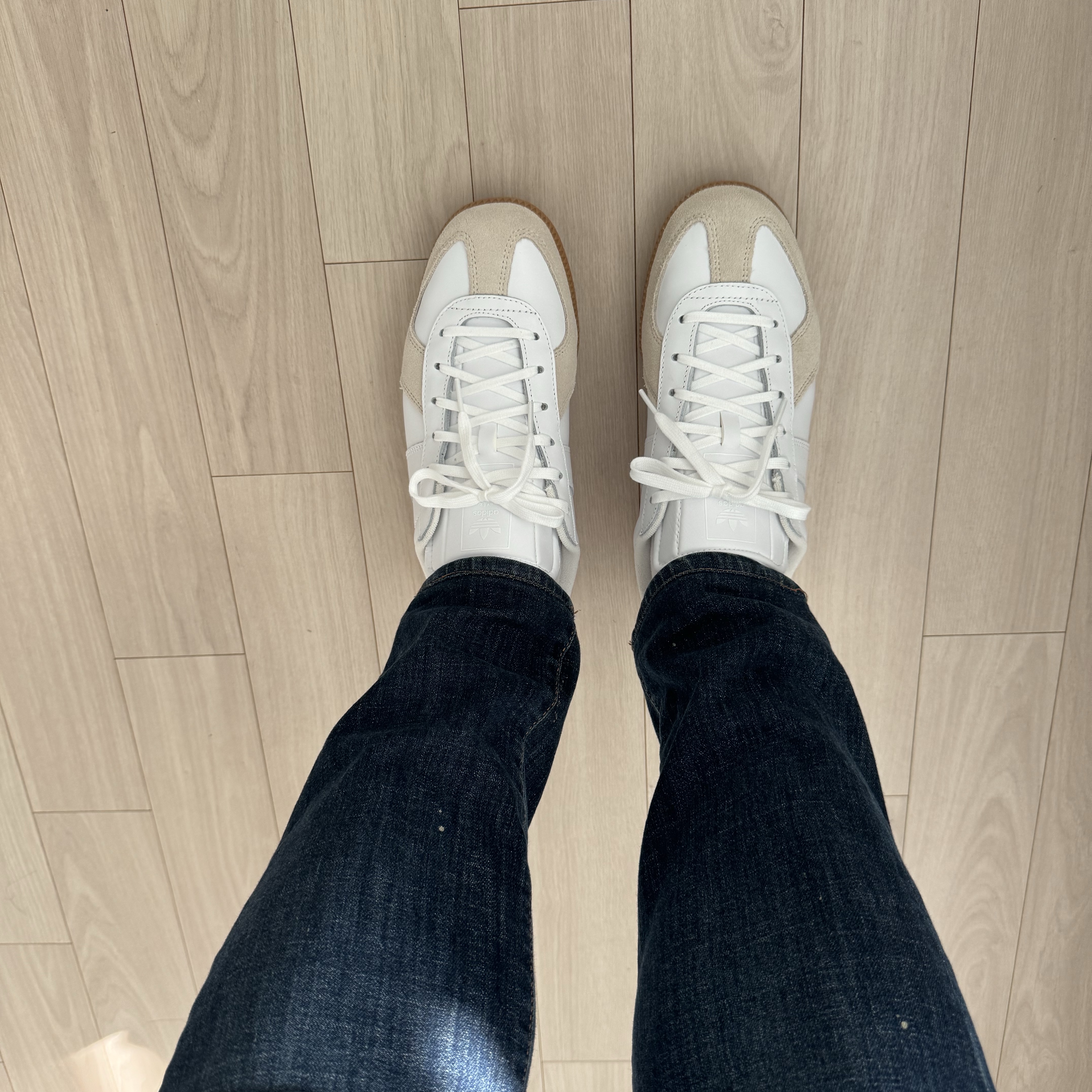 Adidas BW Army White 착용 스타일