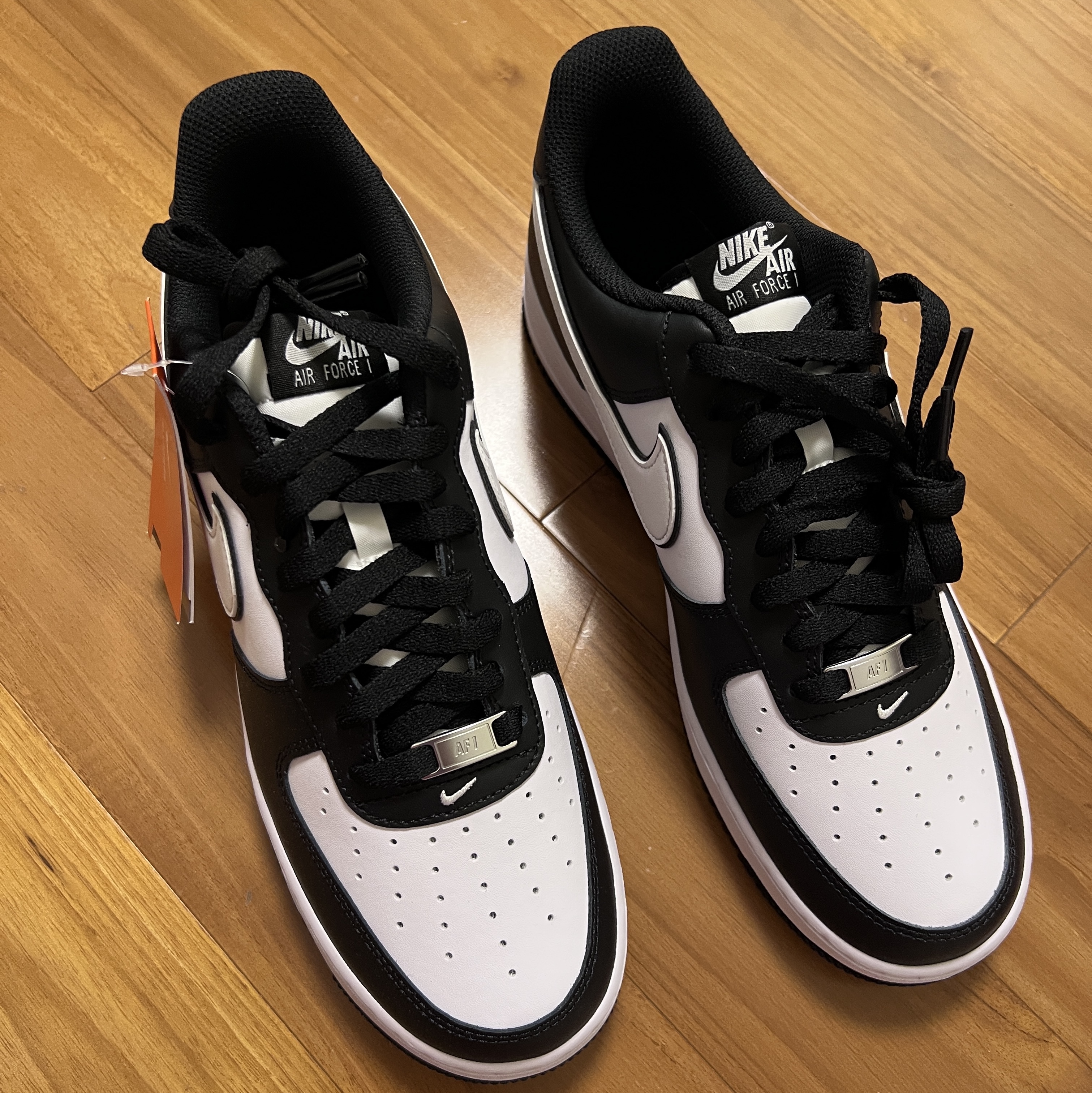 Nike Air Force 1 '07 Black White 착용 스타일