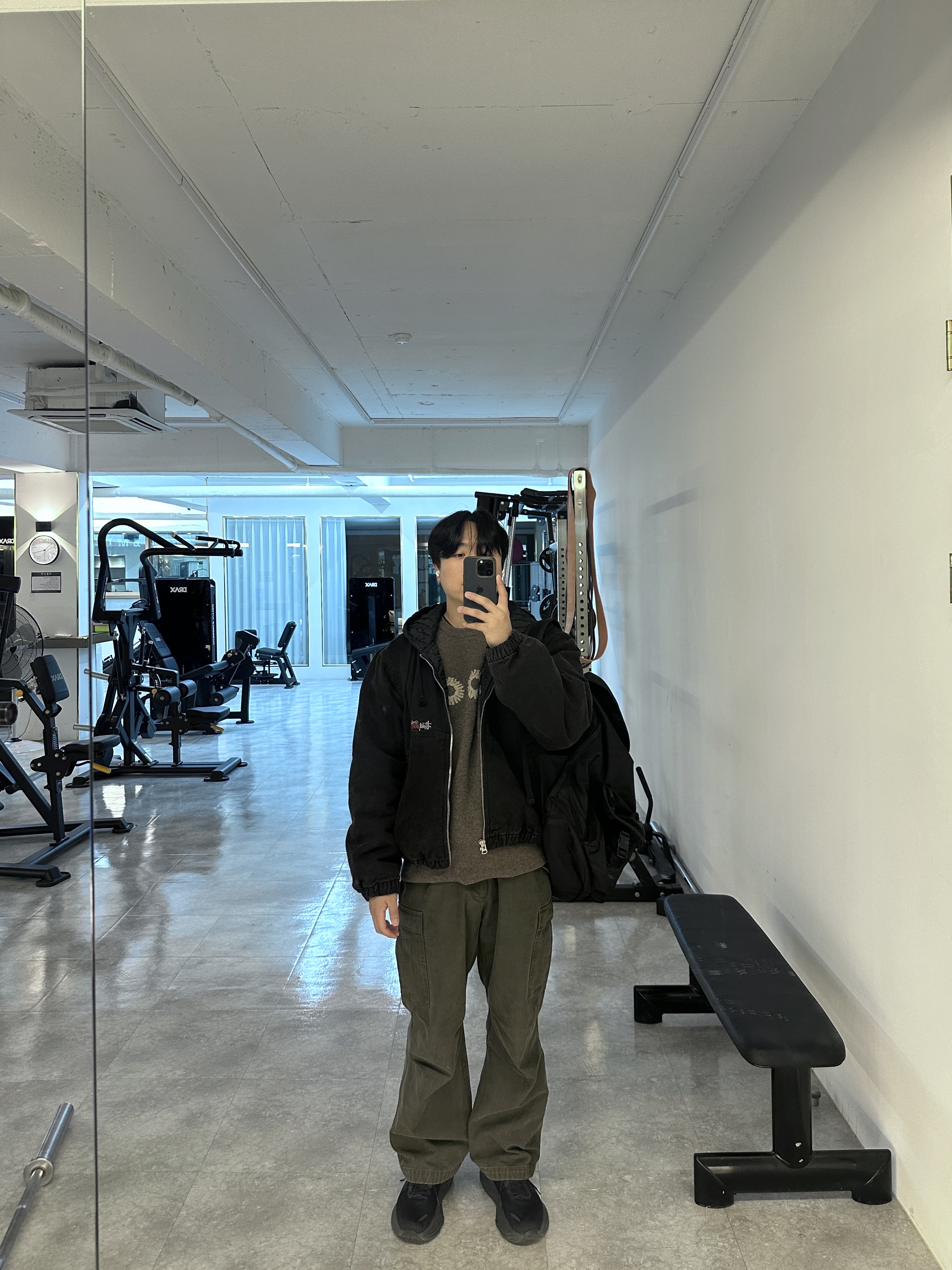 Stussy Insulated Canvas Work Jacket Black, Hoka Bondi 8 Black - Wide 착용 스타일